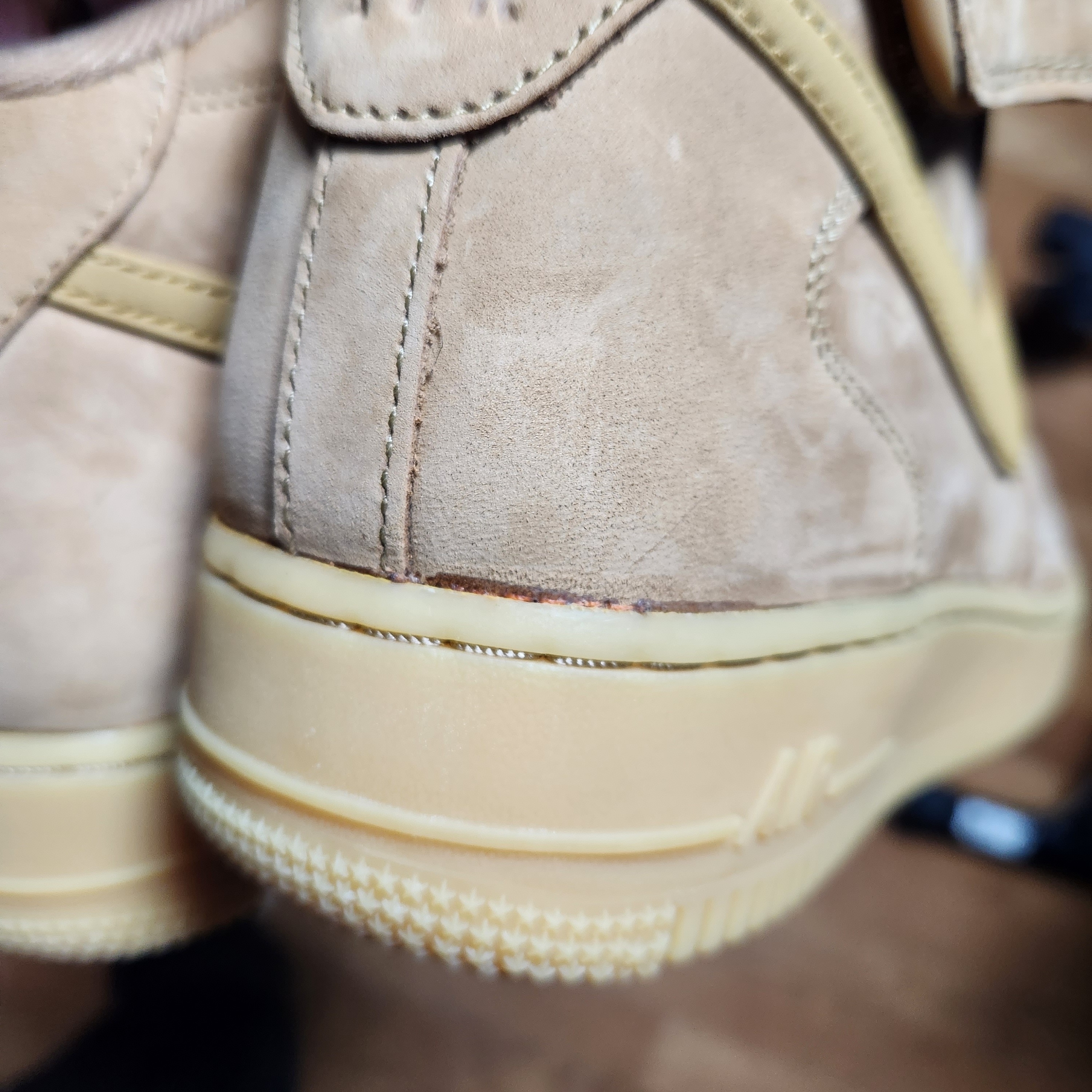 Nike Air Force 1 Mid '07 WB Flax 착용 스타일 - 2