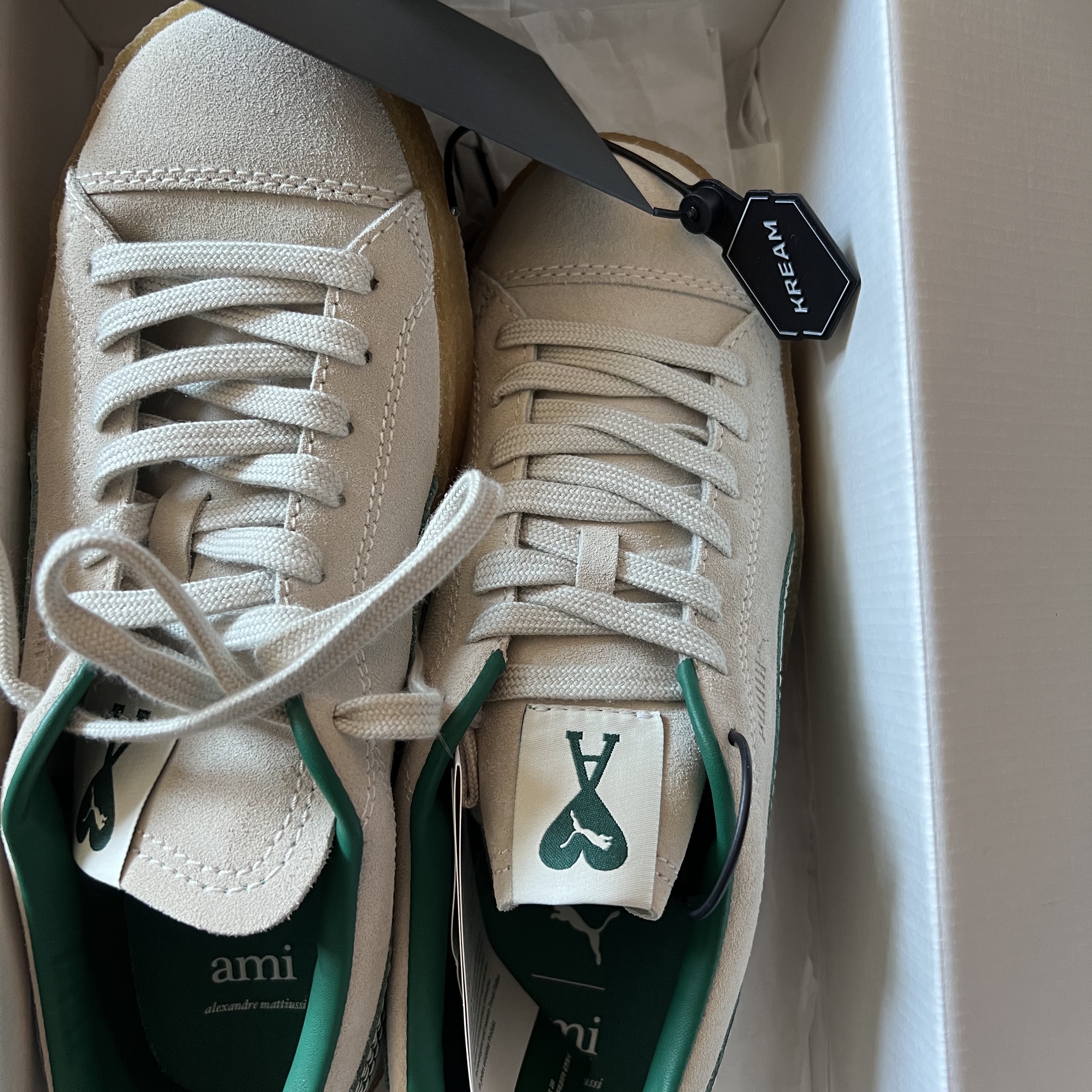 Puma x AMI Suede Crepe Pristine 착용 스타일