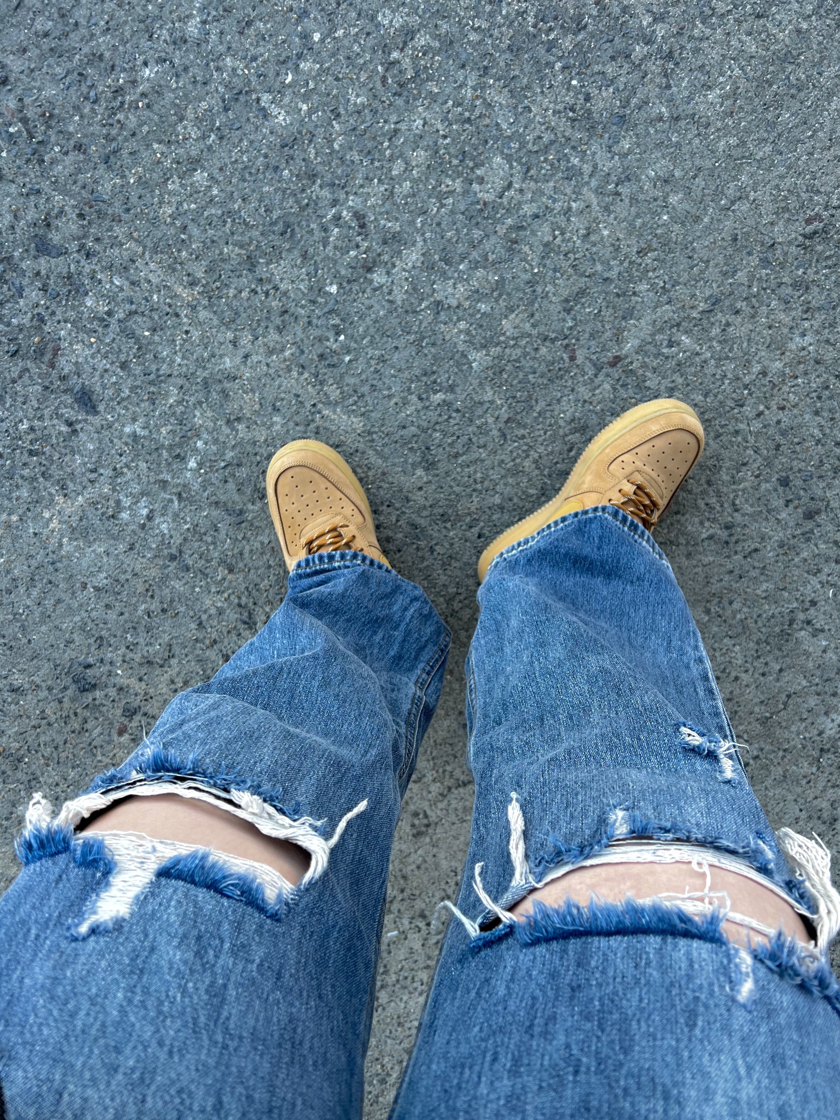 Nike Air Force 1 '07 WB Flax 착용 스타일