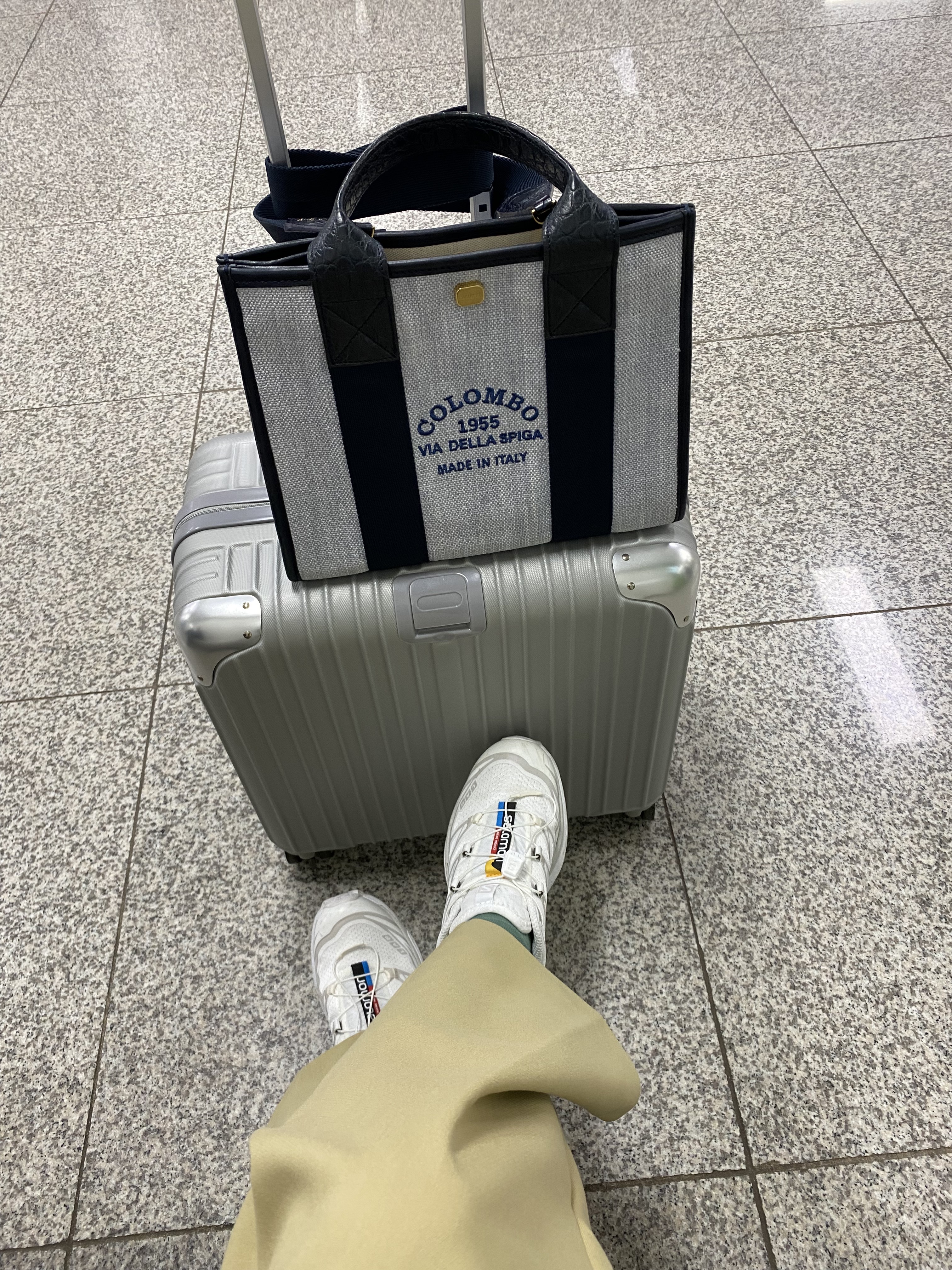 Salomon XT-6 ADV White 착용 스타일