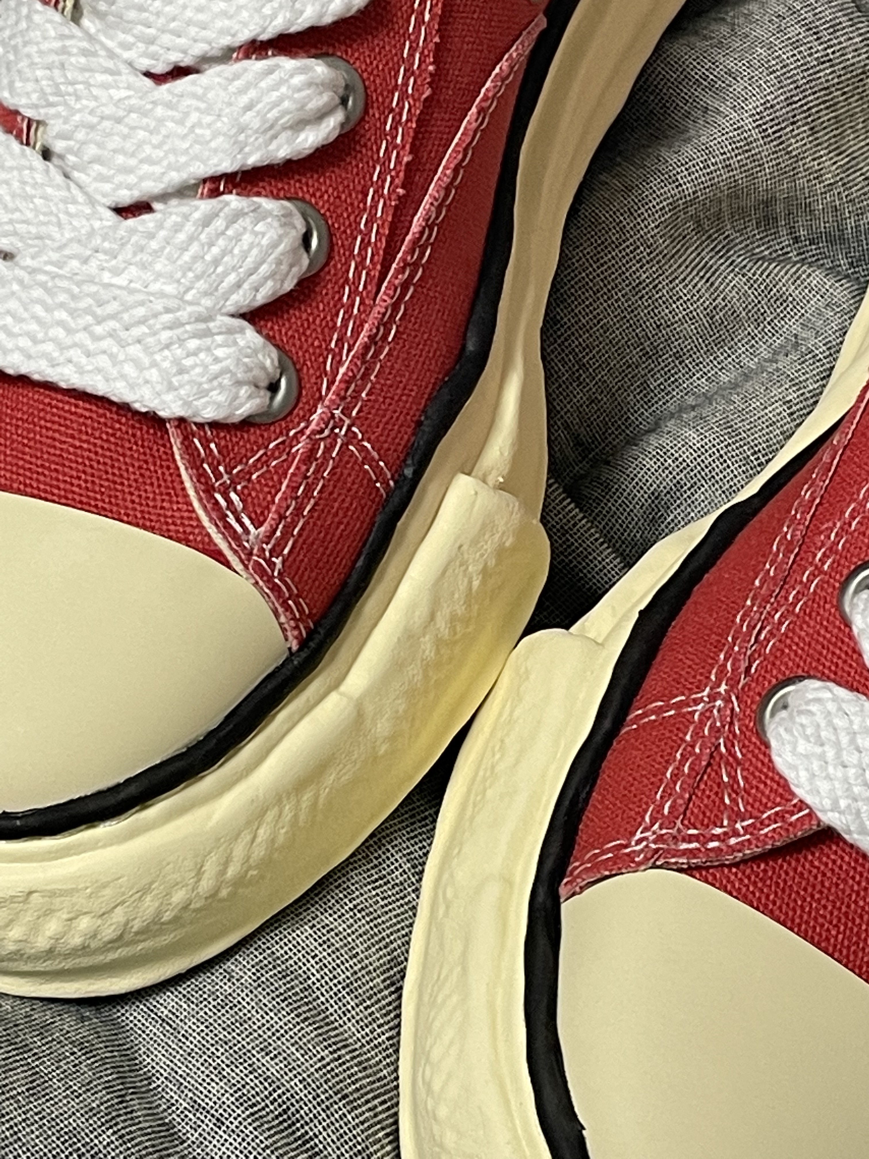 Maison Mihara Yasuhiro Peterson VL OG Sole Canvas Low-top Sneakers Orange 착용 스타일 - 1