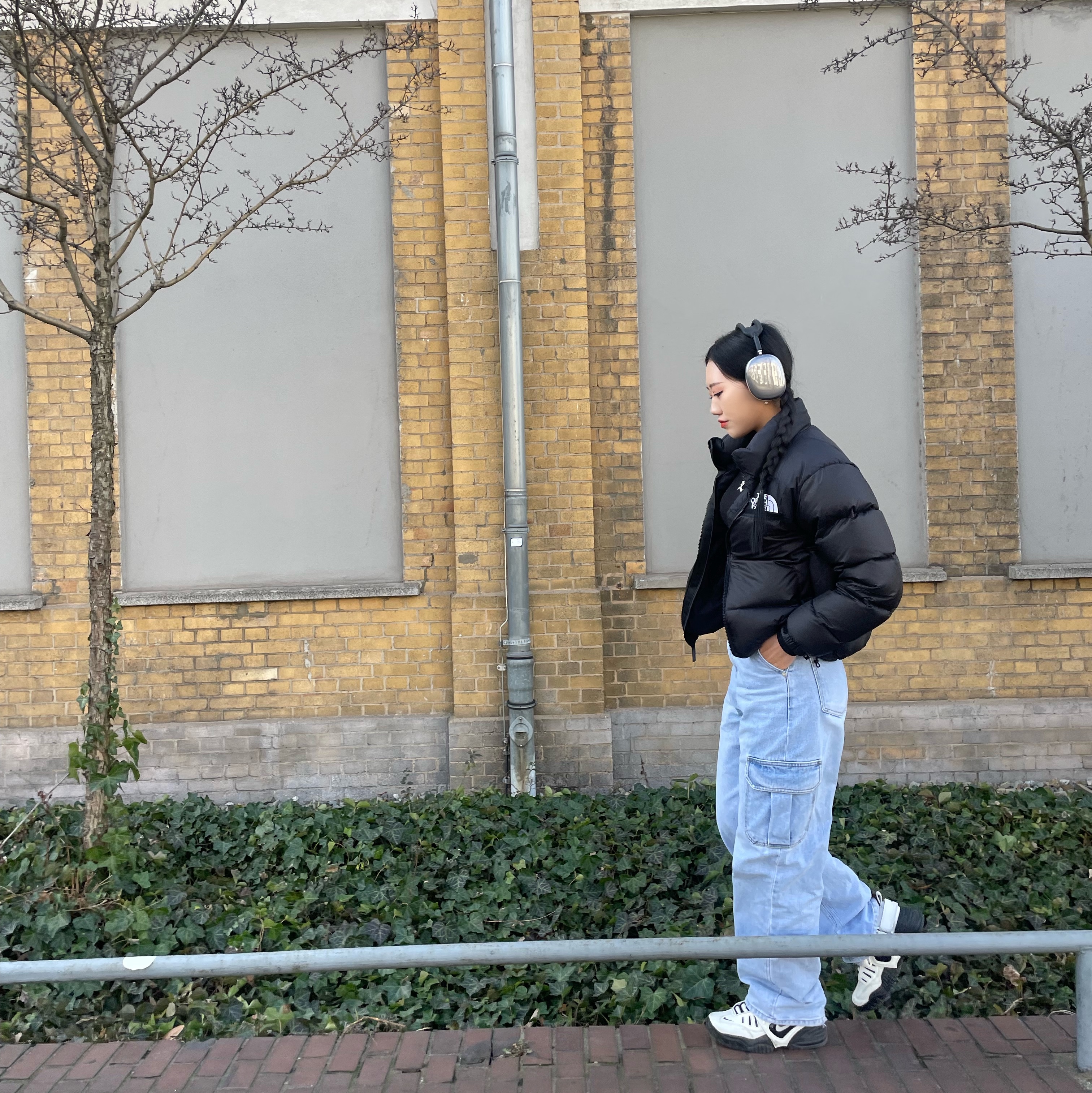 Nike x Ambush Air Adjust Force SP Summit White and Black, (W) The North Face 1996 Eco Nuptse Jacket Black 착용 스타일
