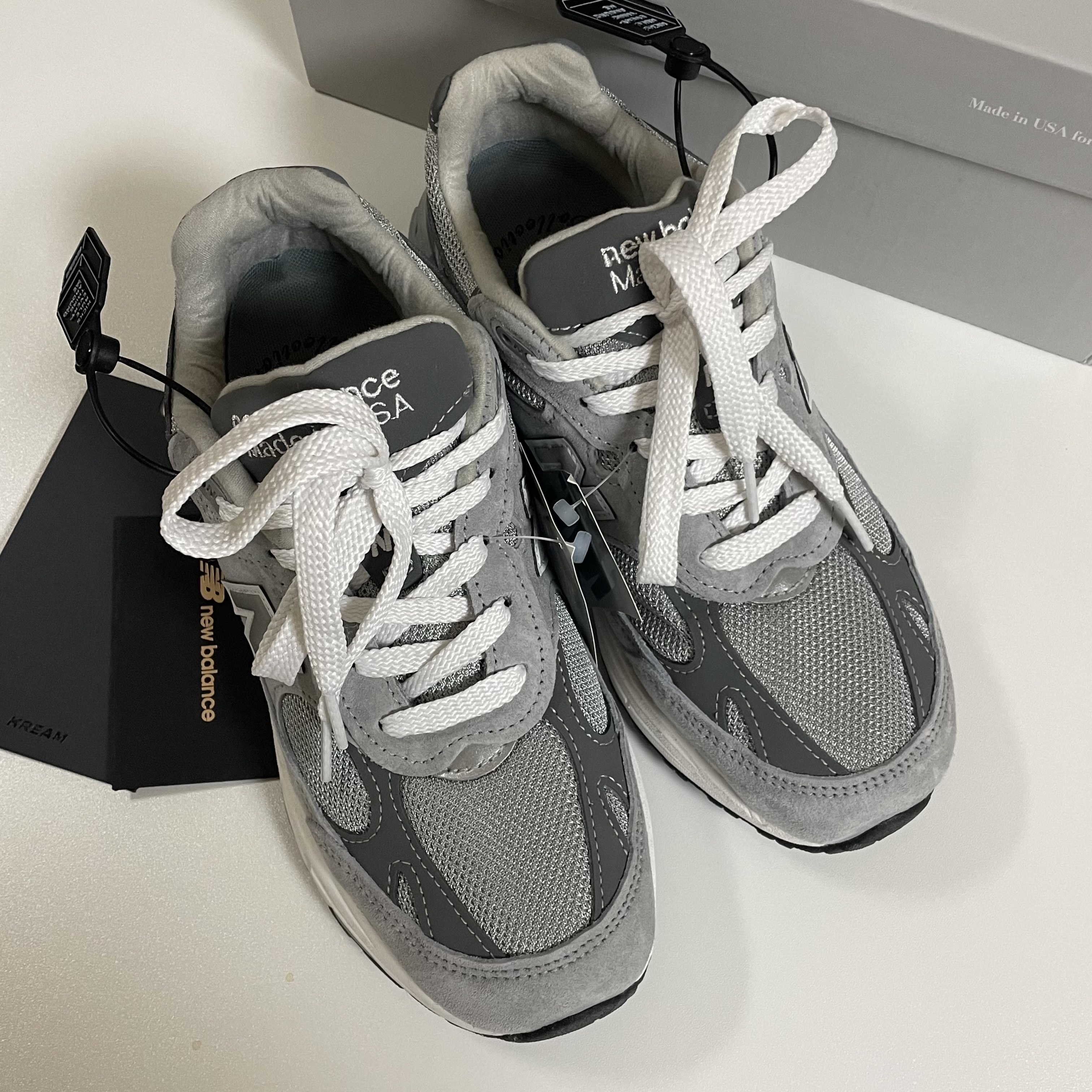 (W) New Balance 993 Made in USA Grey - B Standard 착용 스타일