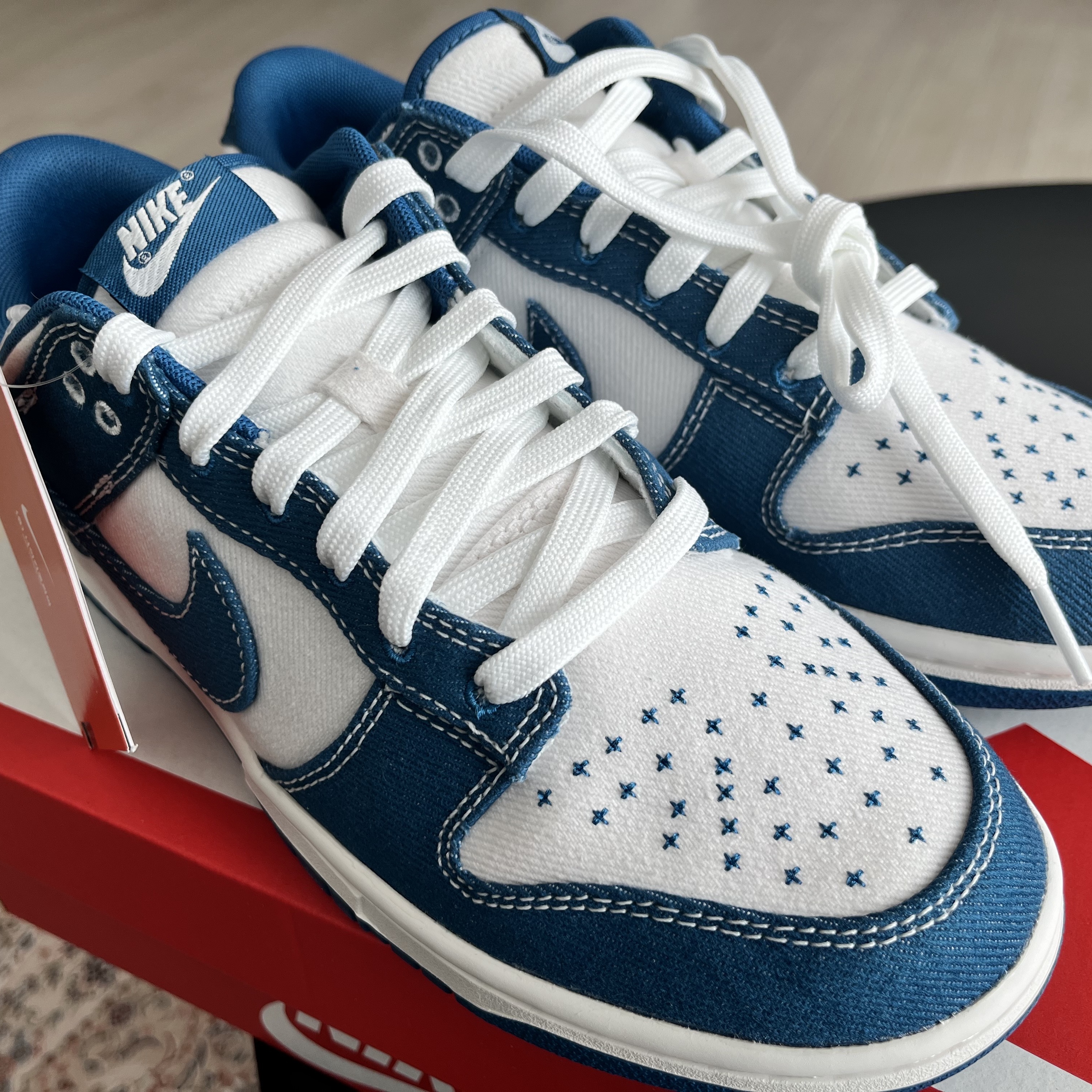 Nike Dunk Low Retro SE Industrial Blue 착용 스타일 - 1