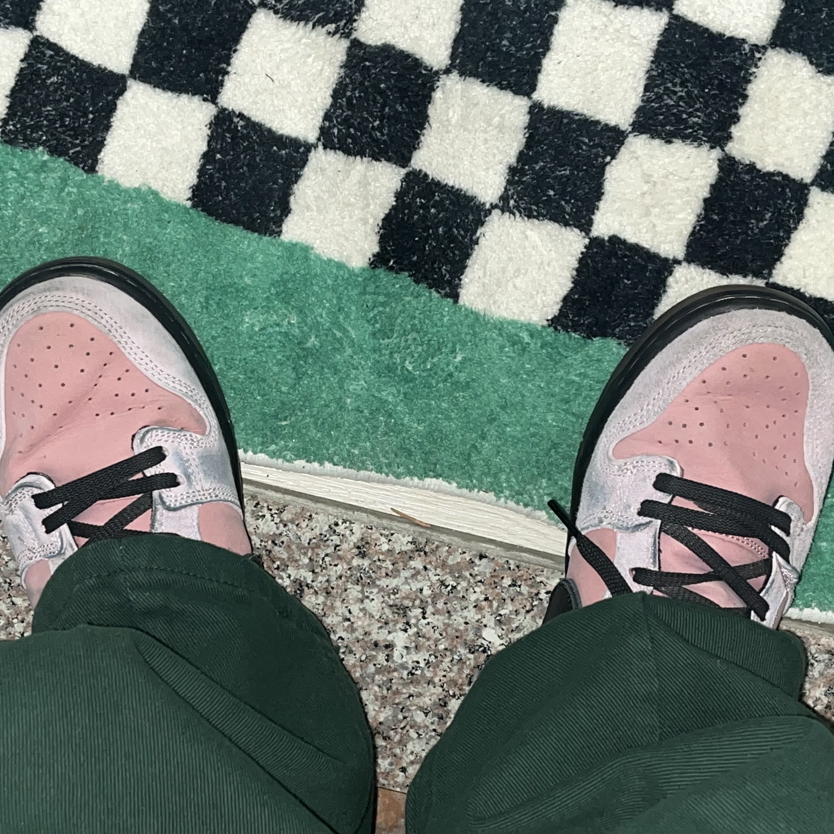 Nike x KCDC SB Dunk High Pro QS Elemental Pink 착용 스타일