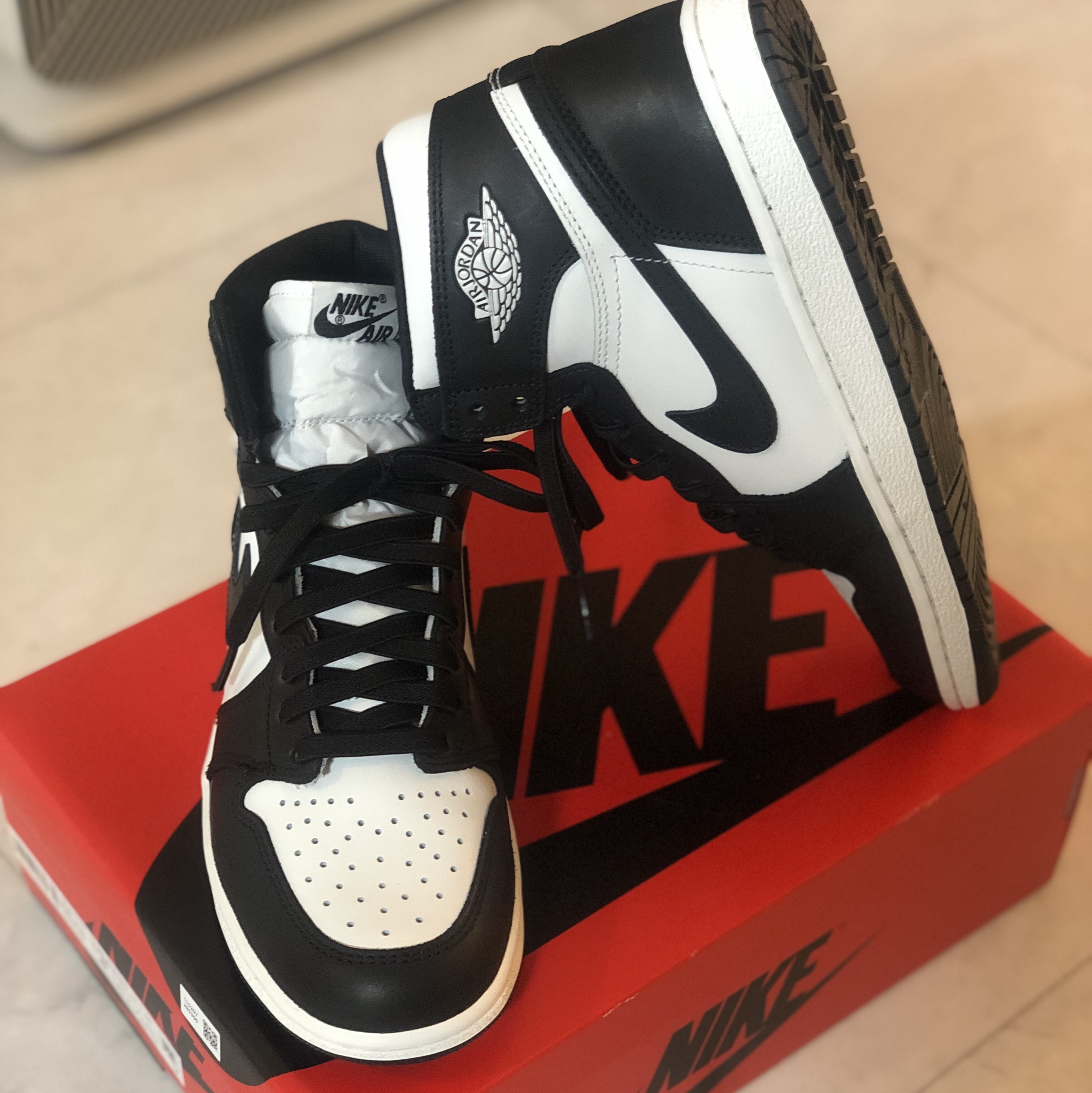 Jordan 1 High 85 Black White 착용 스타일