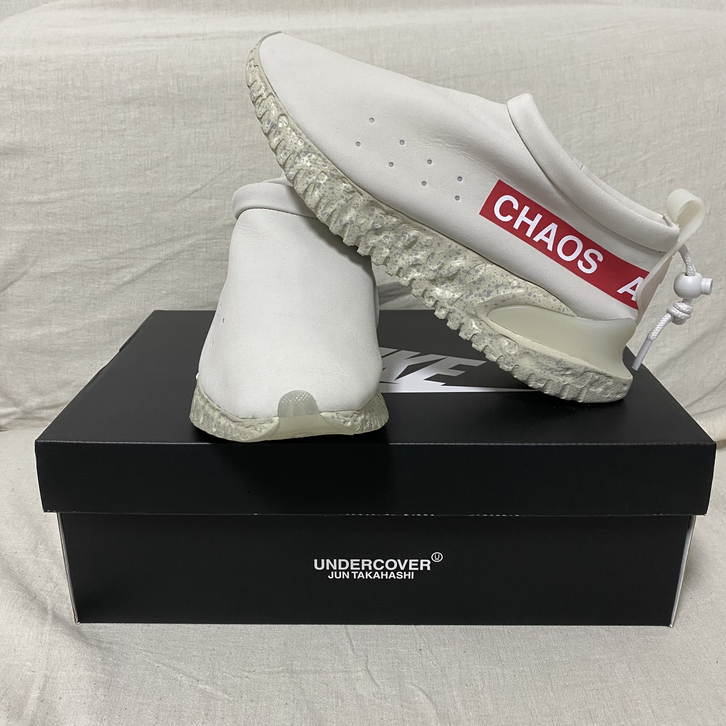 Nike x Undercover Moc Flow SP Light Bone 착용 스타일 - 1