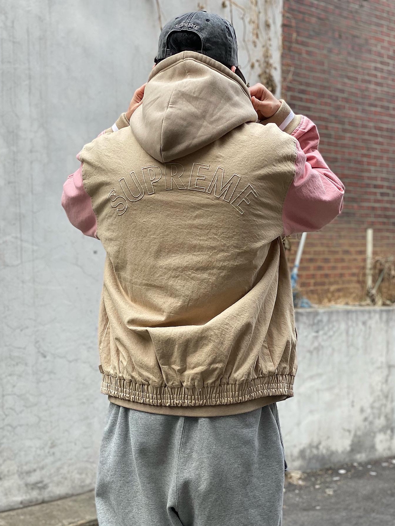Nike x Stussy NRG ZR Fleece Pants Heather Grey - US/EU, Supreme Pigment Print S Logo 6-Panel Black - 20SS 착용 스타일 - 5