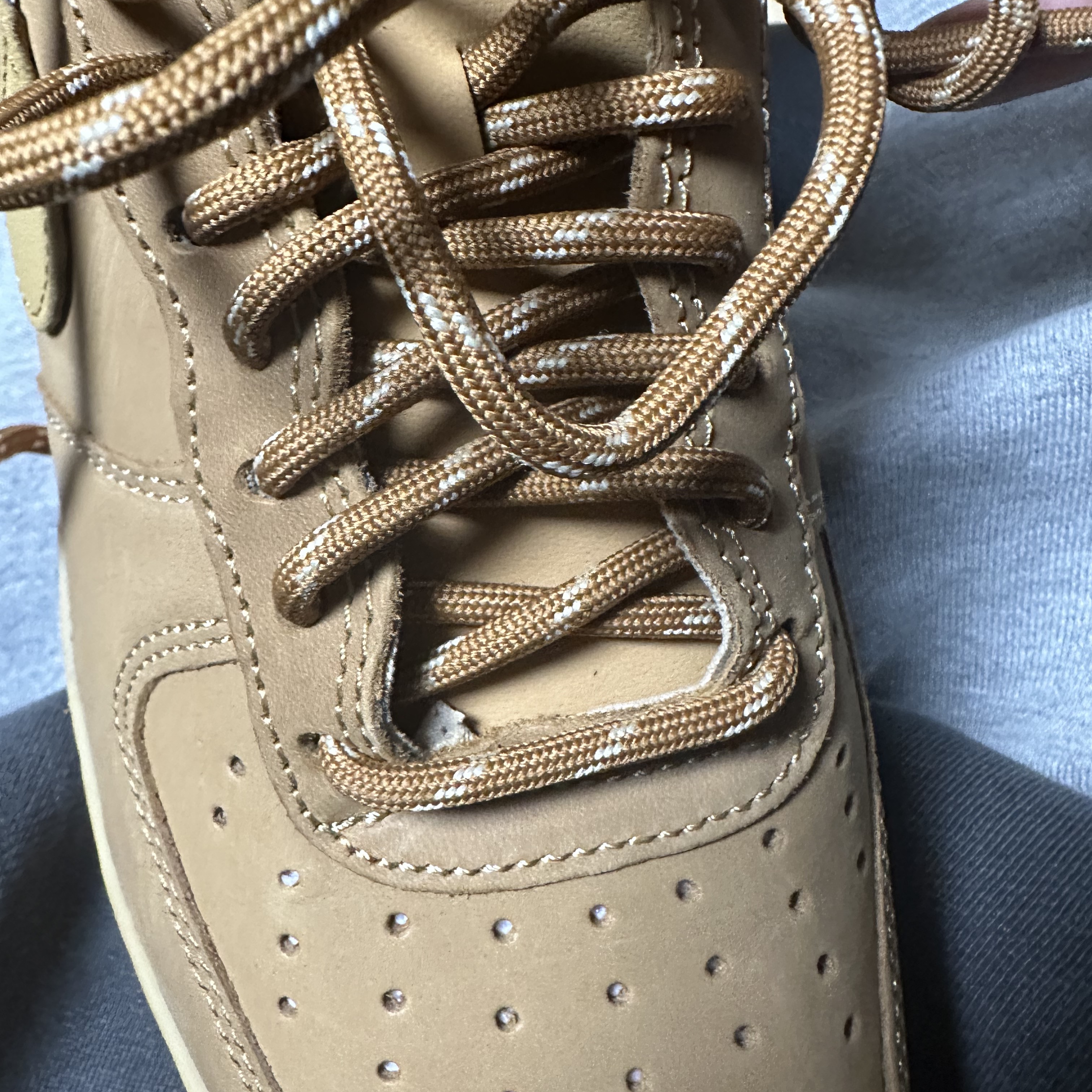 Nike Air Force 1 '07 WB Flax 착용 스타일 - 2