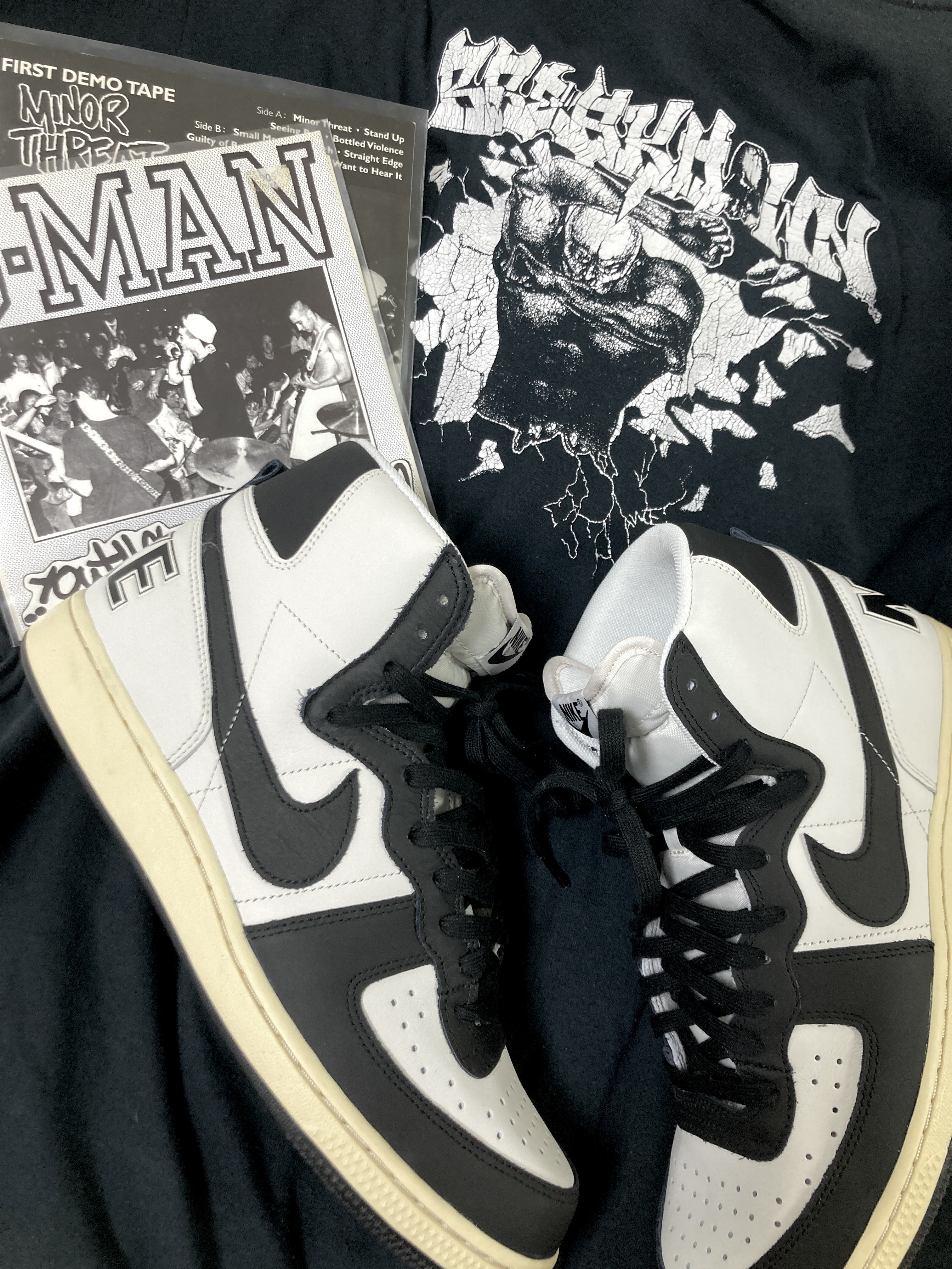 Nike Terminator High Black and Phantom 착용 스타일