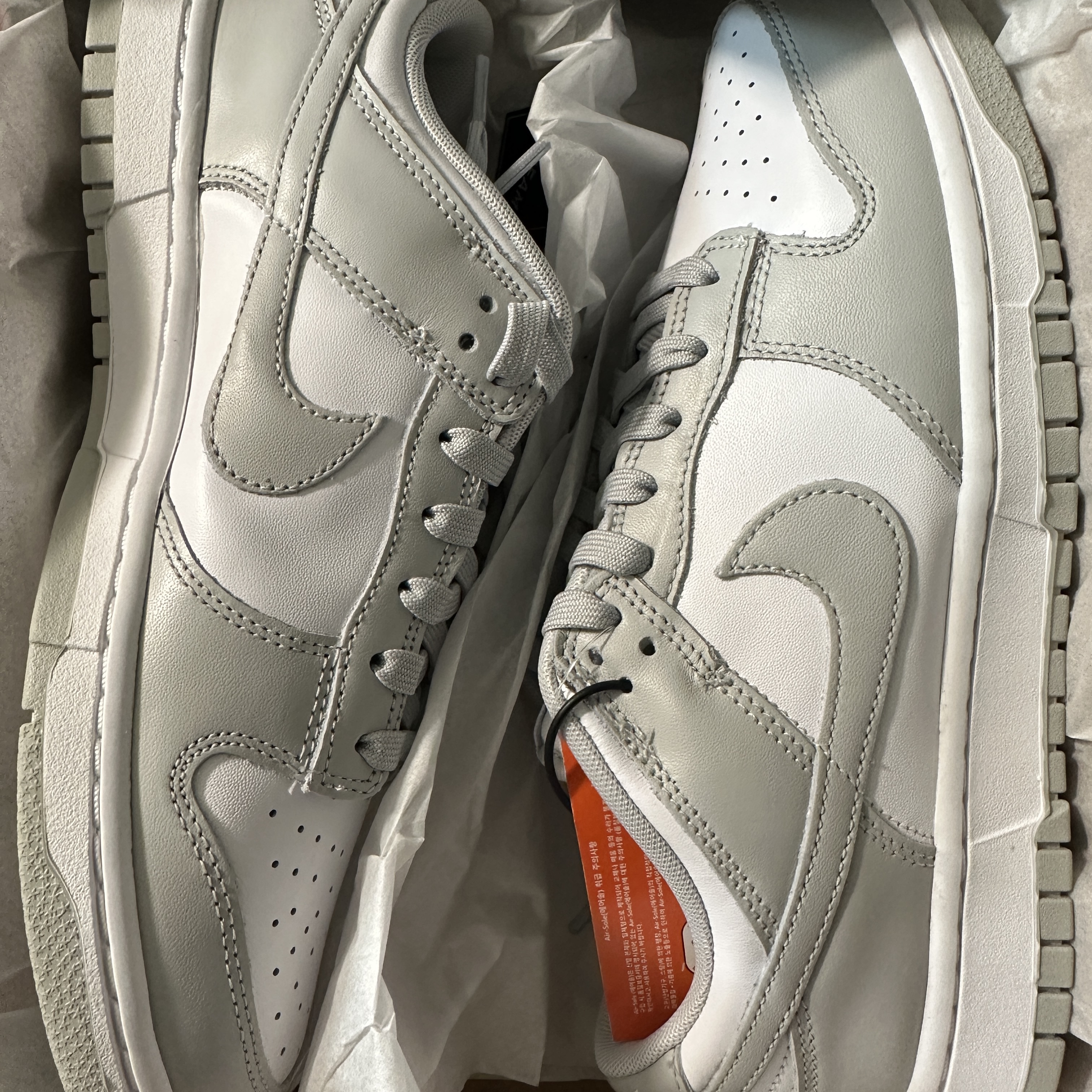 Nike Dunk Low Retro Grey Fog 착용 스타일