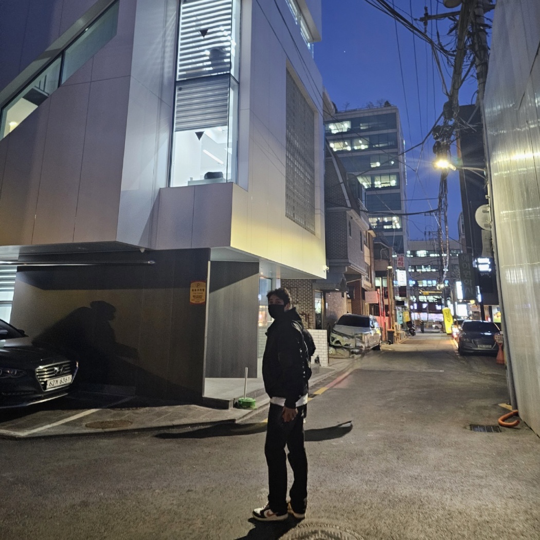 Juun.J Detachable Hood MA-1 Jumper Black - 23SS, Nike Dunk Low Retro PRM Halloween 착용 스타일