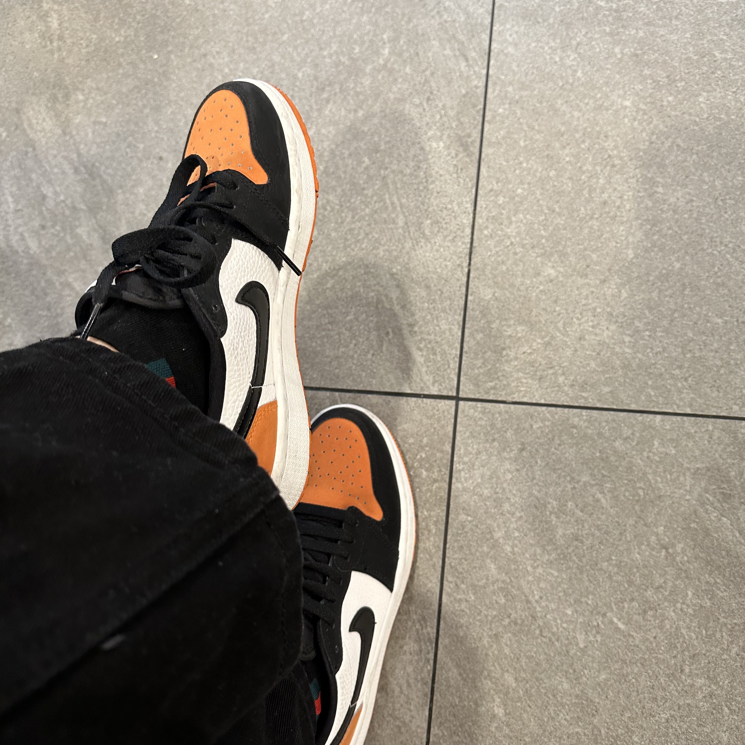 Jordan 1 Low Golf Starfish 착용 스타일 - 1