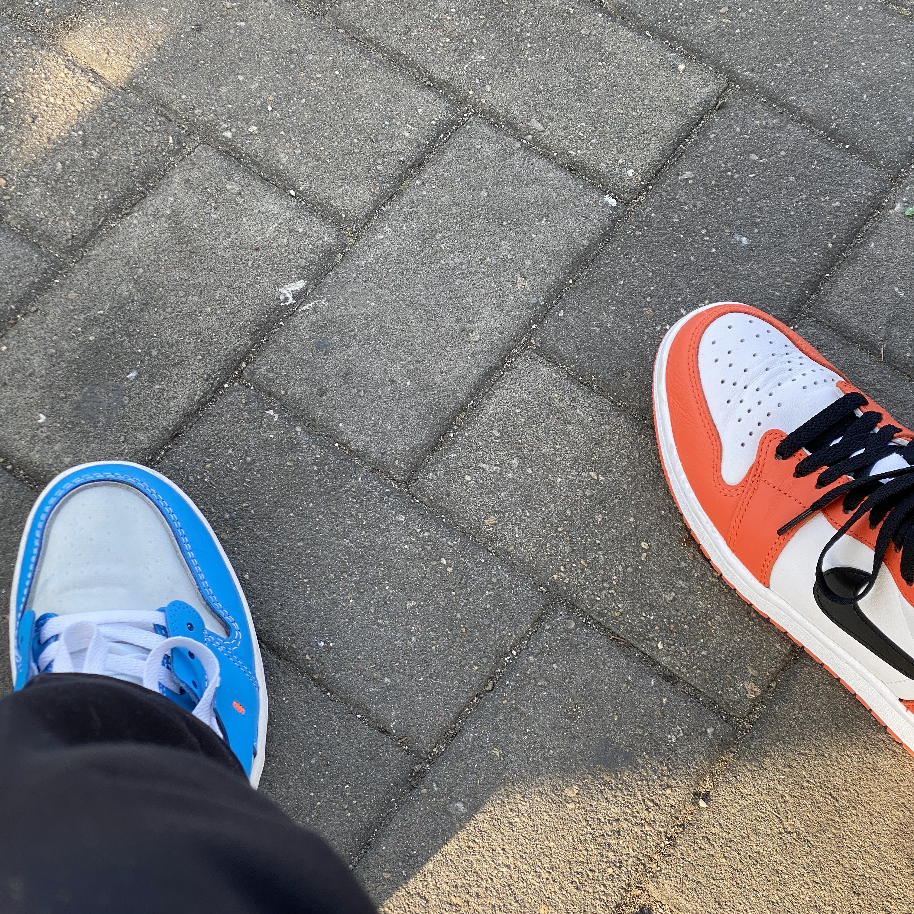 Jordan 1 x Off-White Retro High University Blue, Jordan 1 Low OG Starfish 착용 스타일 - 2