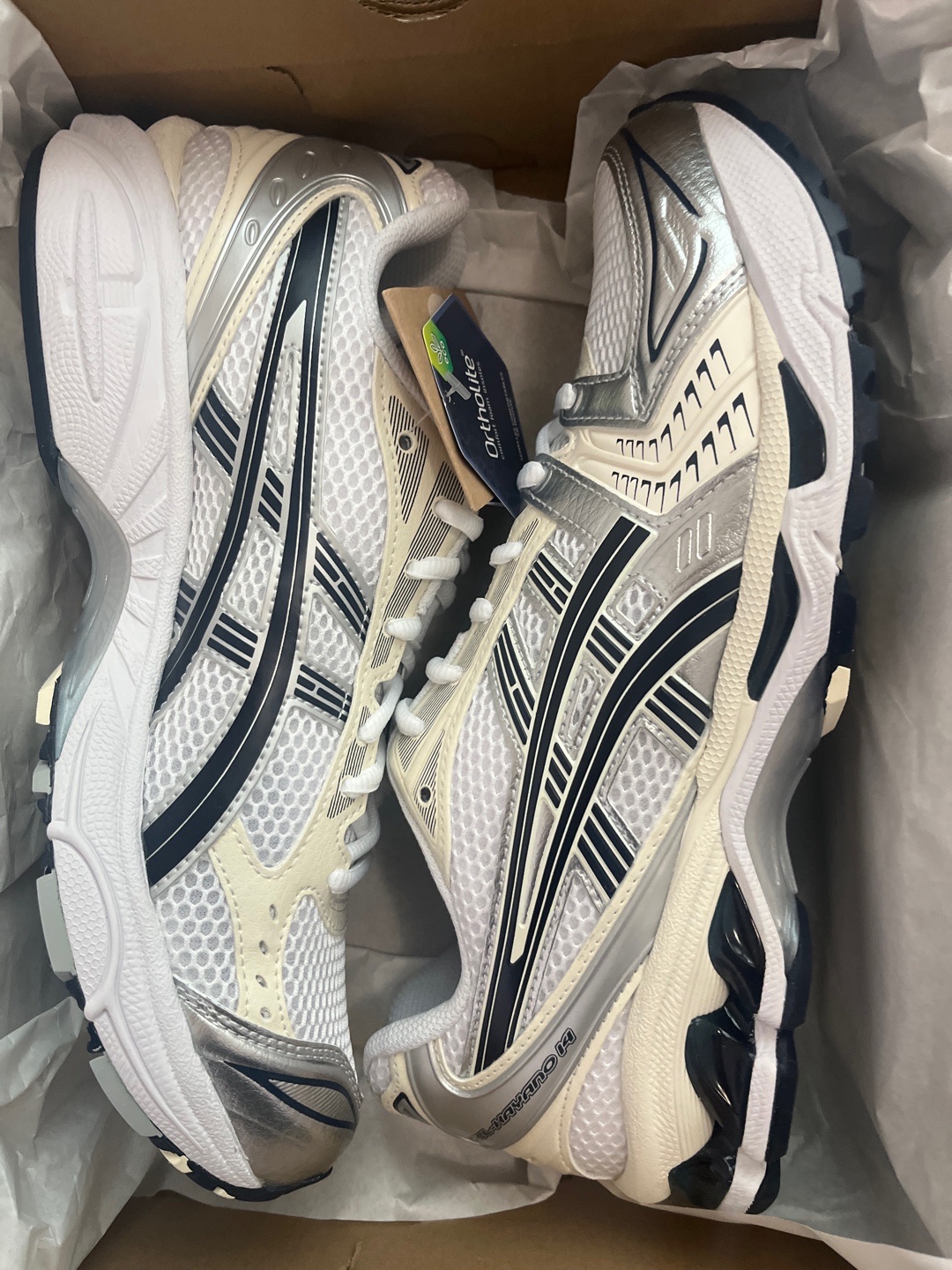 (W) Asics Gel-Kayano 14 White Midnight 착용 스타일