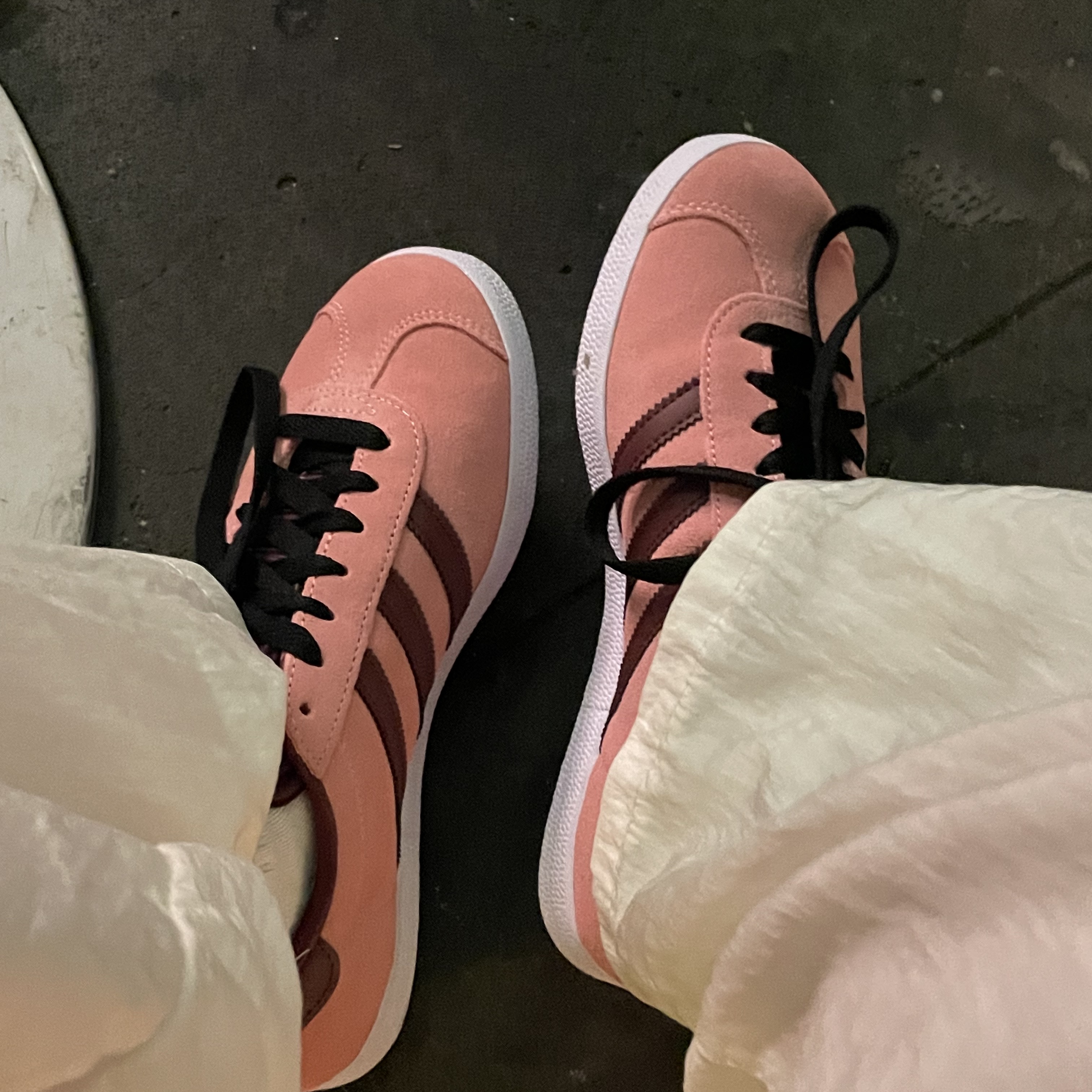 Adidas Gazelle Super Pop 착용 스타일