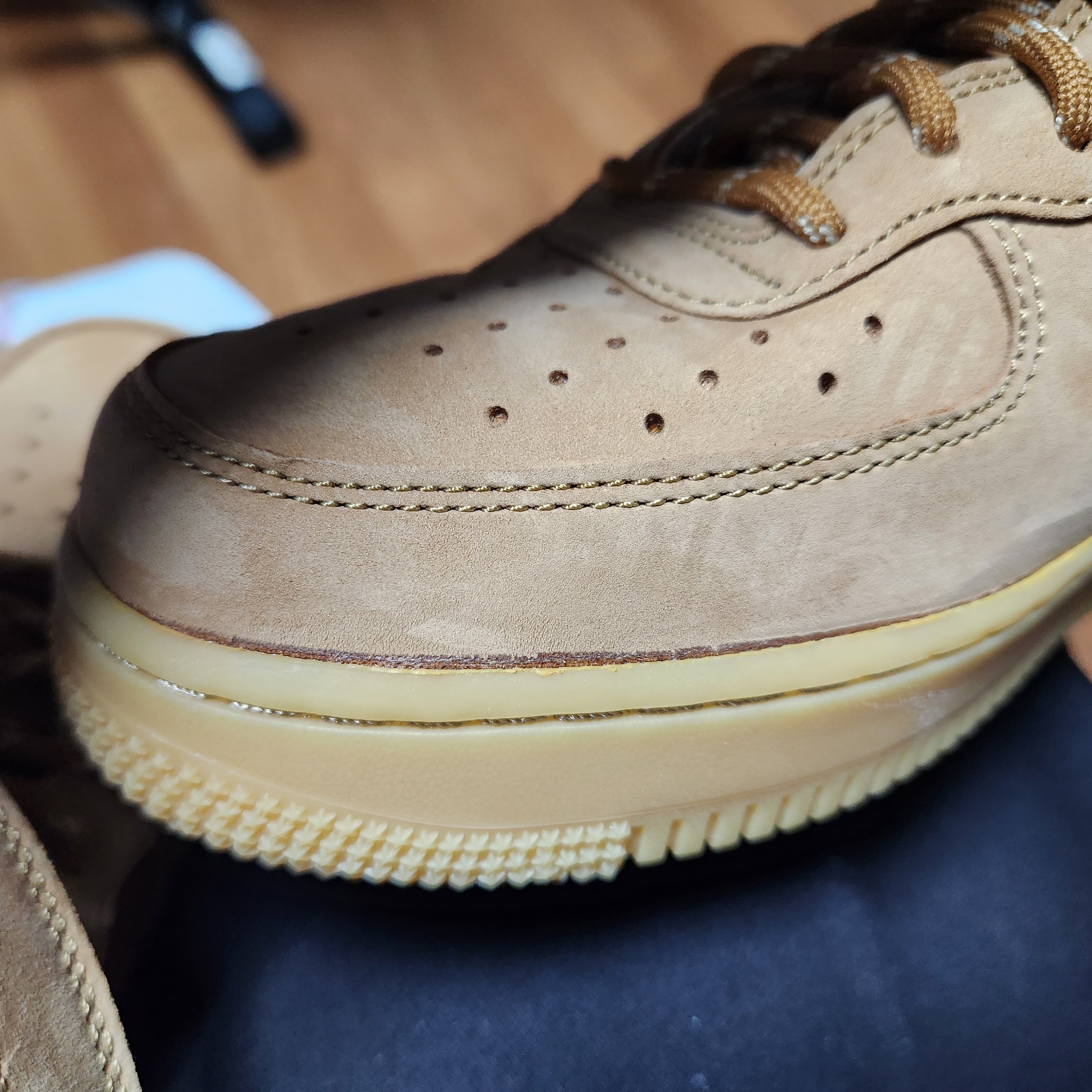 Nike Air Force 1 Mid '07 WB Flax 착용 스타일 - 1