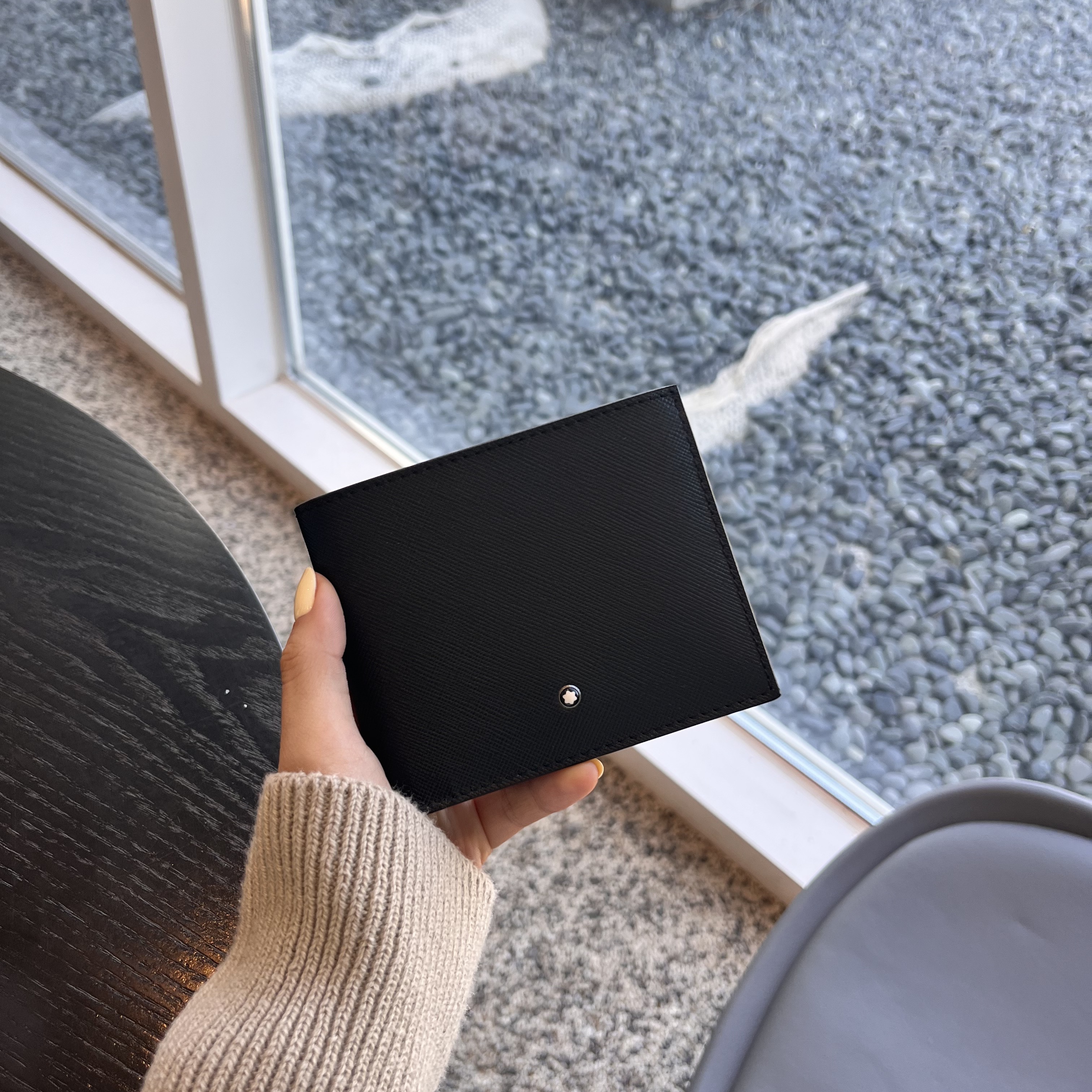 Montblanc Sartorial 6cc Wallet Black 착용 스타일