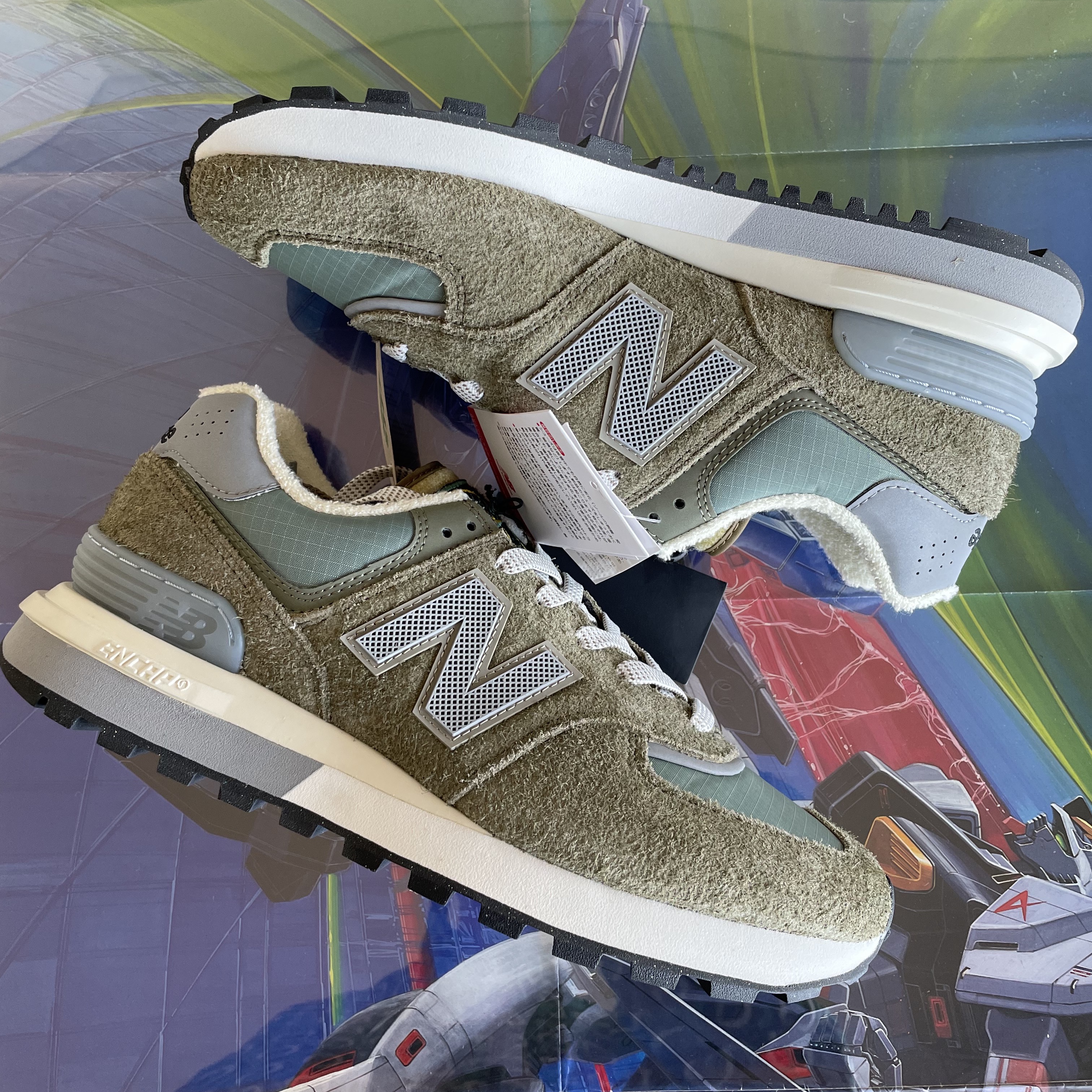 New Balance x Stone Island 574 Legacy Green 착용 스타일 - 2