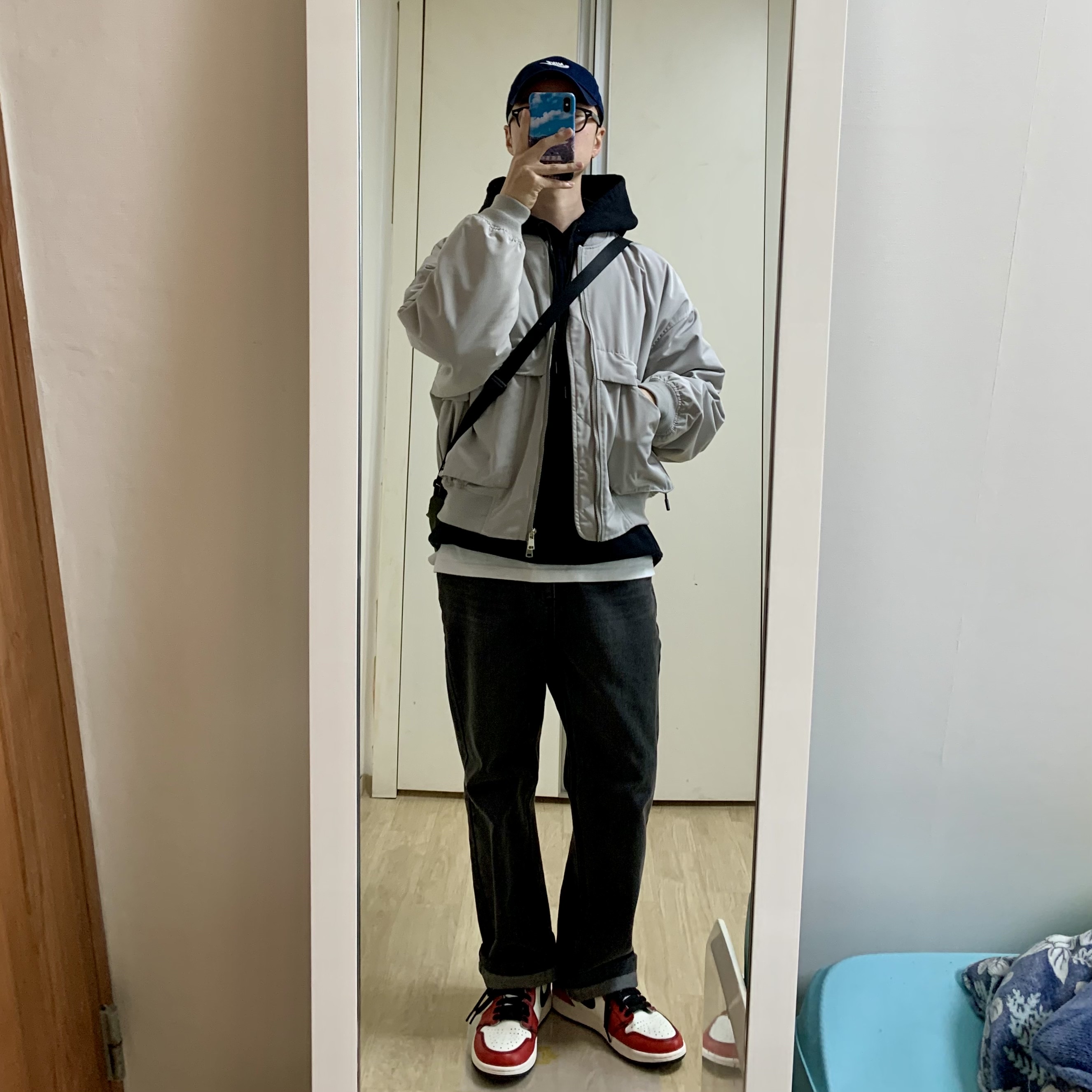 Nike Heritage 86 Futura Washed Cap Obsidian, Jordan 1 Retro High OG Defiant SB LA to Chicago 착용 스타일 - 1