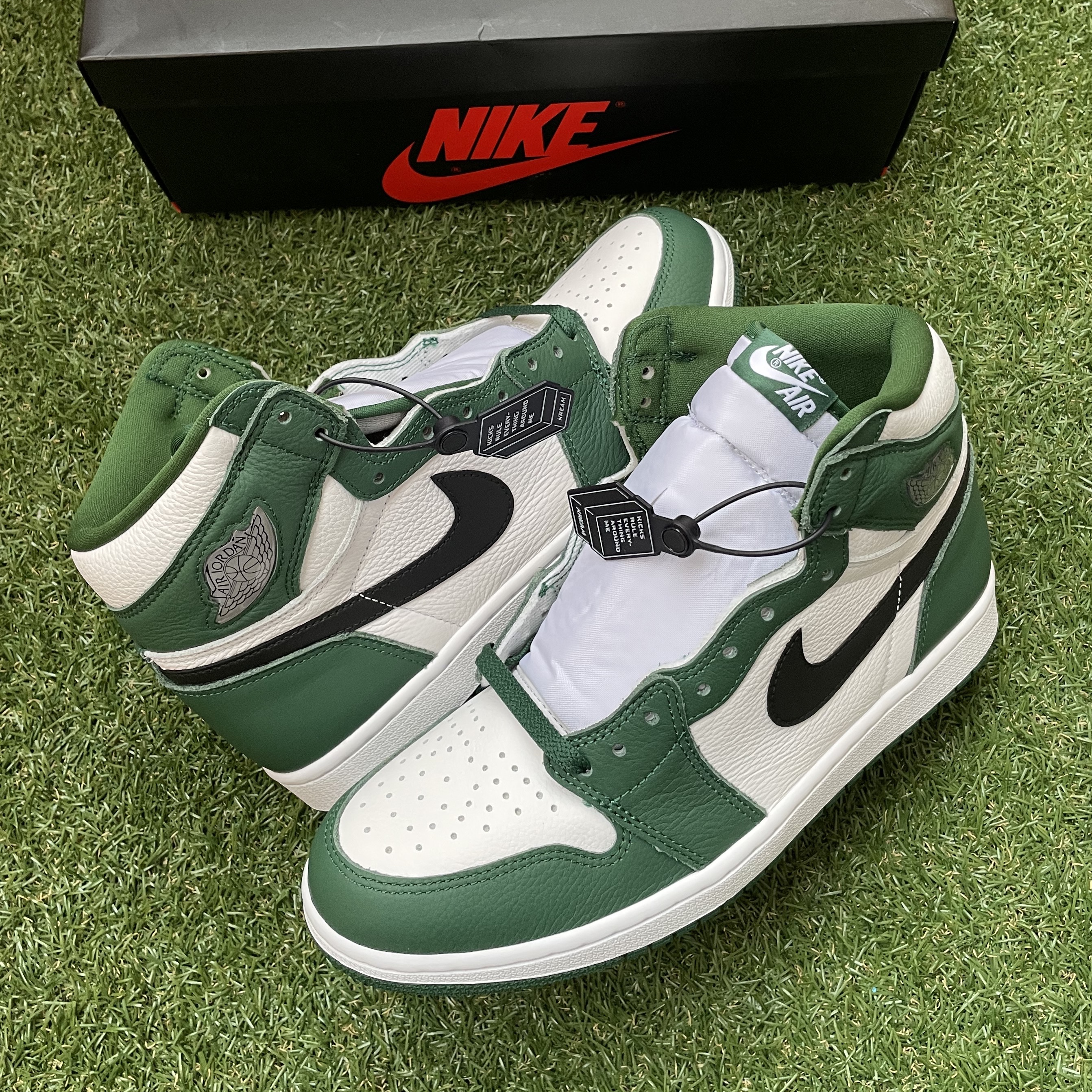Jordan 1 Retro High OG Gorge Green 착용 스타일 - 2