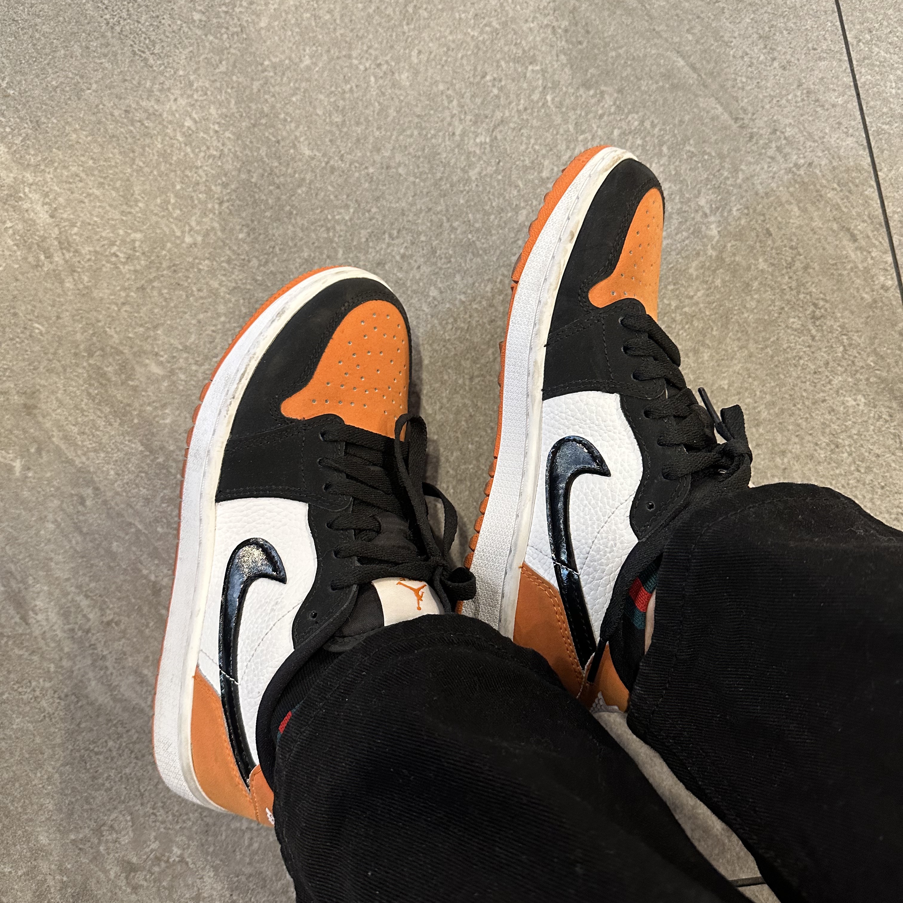 Jordan 1 Low Golf Starfish 착용 스타일 - 3