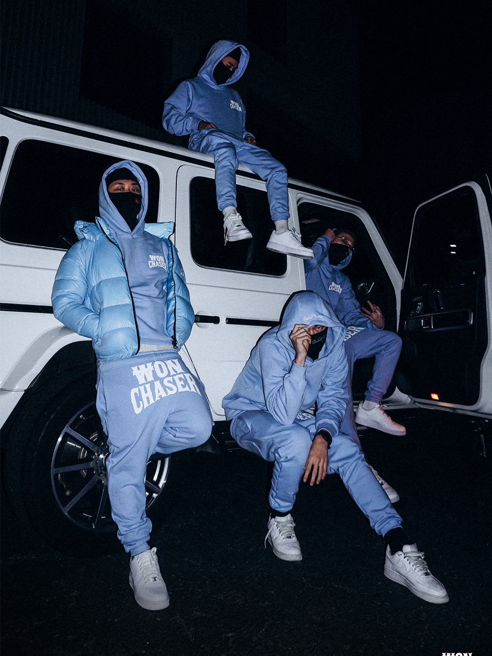 Won Chaser Chaser Hoodie Baby Blue, Won Chaser Chaser Sweatpants Baby Blue 착용 스타일