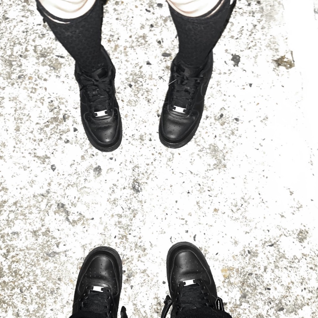 Nike Air Force 1 Mid '07 Black, Nike Air Force 1 '07 Low Triple Black 착용 스타일 - 2