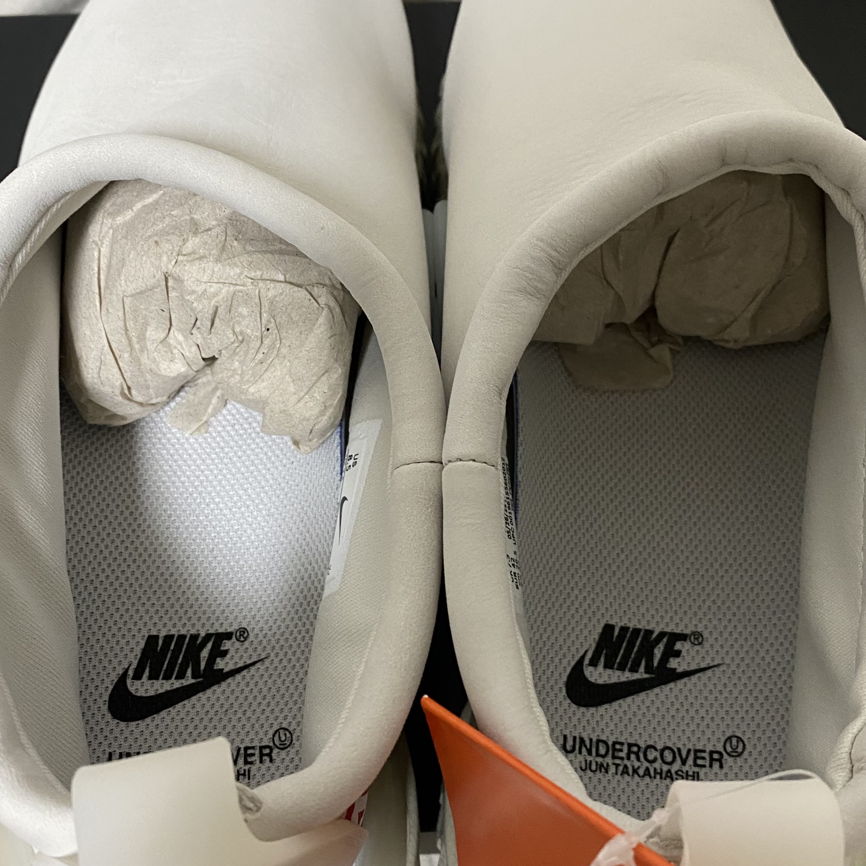 Nike x Undercover Moc Flow SP Light Bone 착용 스타일 - 5