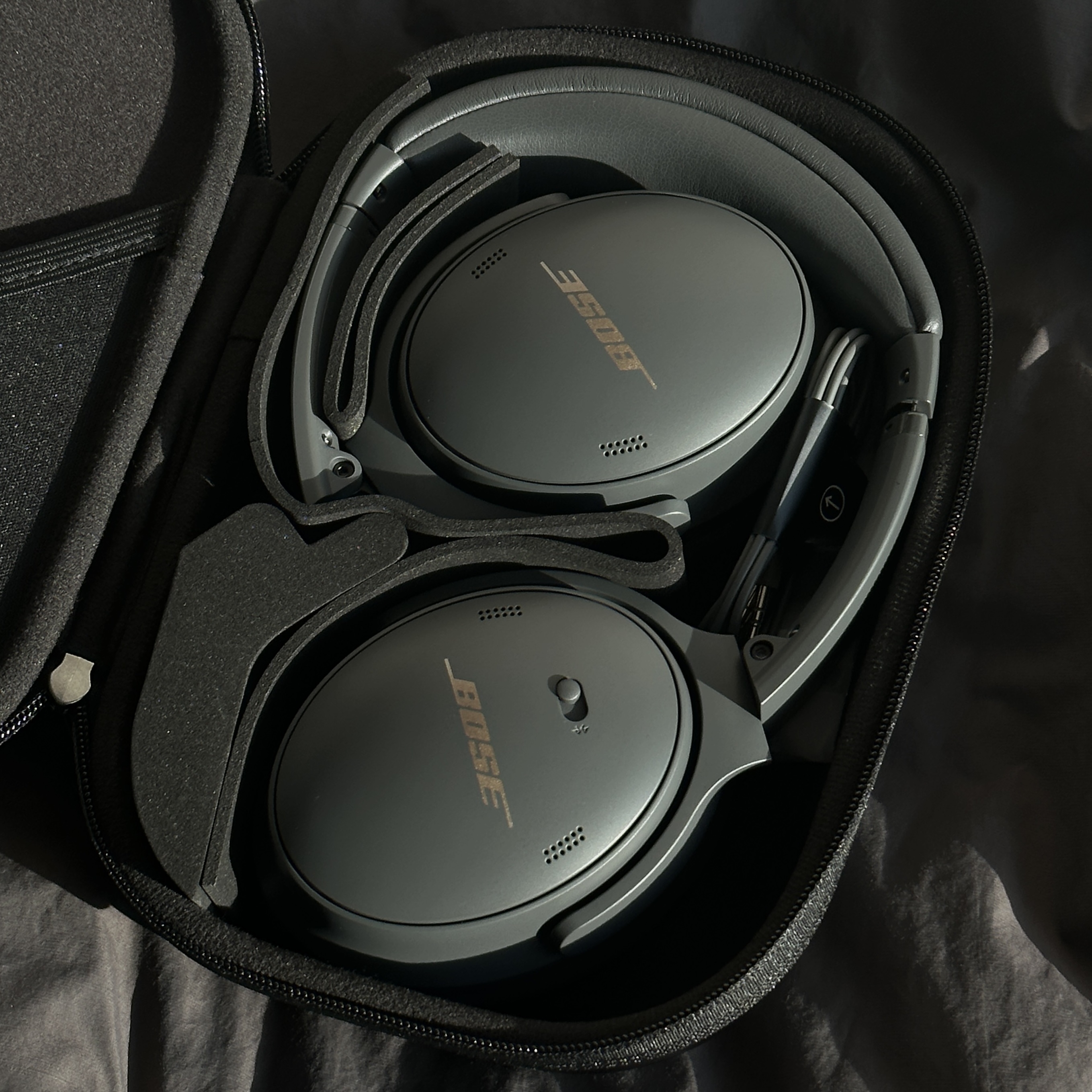BOSE QC45 Eclipse Grey (Korean Ver.) 착용 스타일