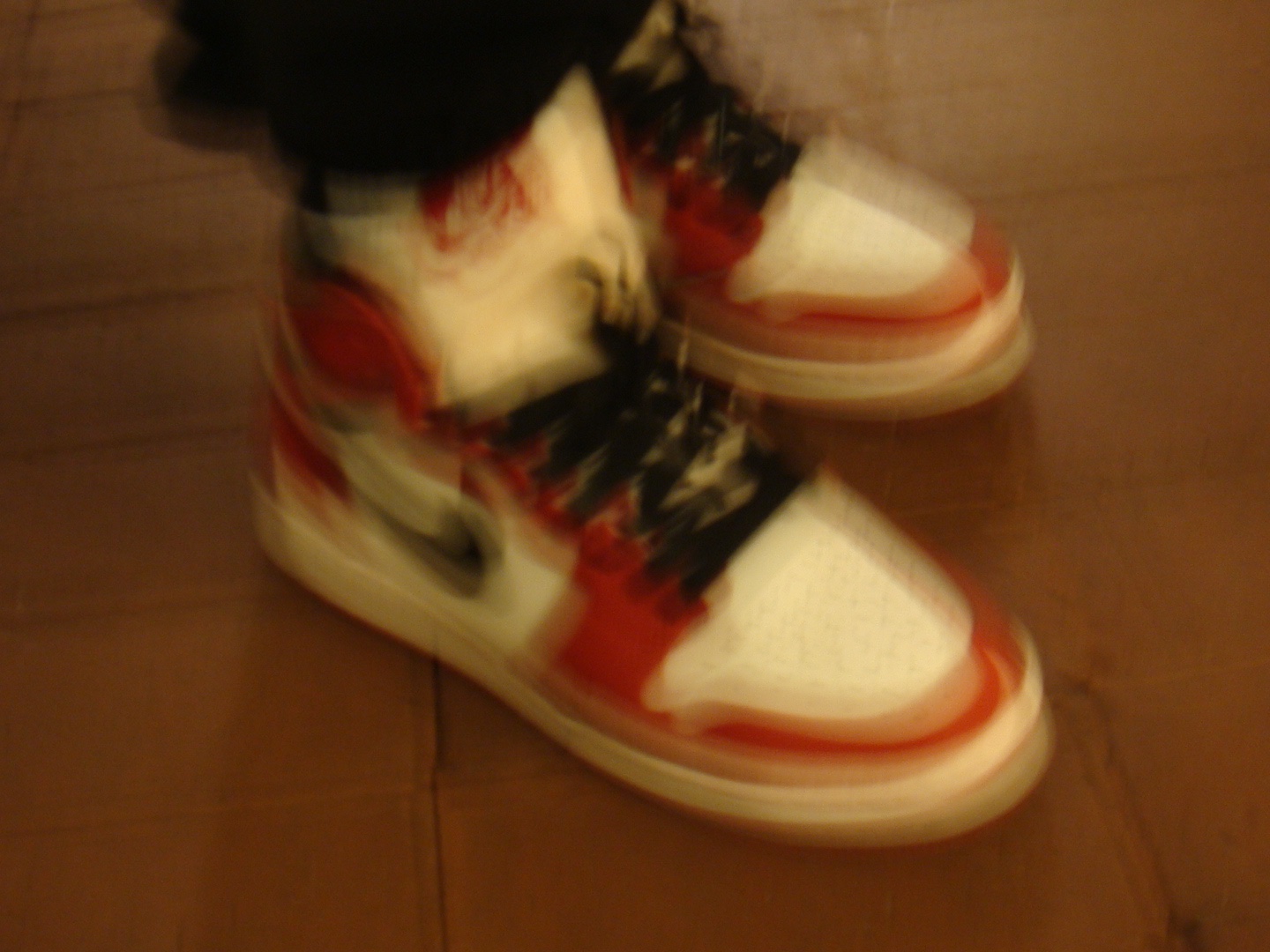 (GS) Jordan 1 Retro High OG Chicago 2022 착용 스타일 - 3