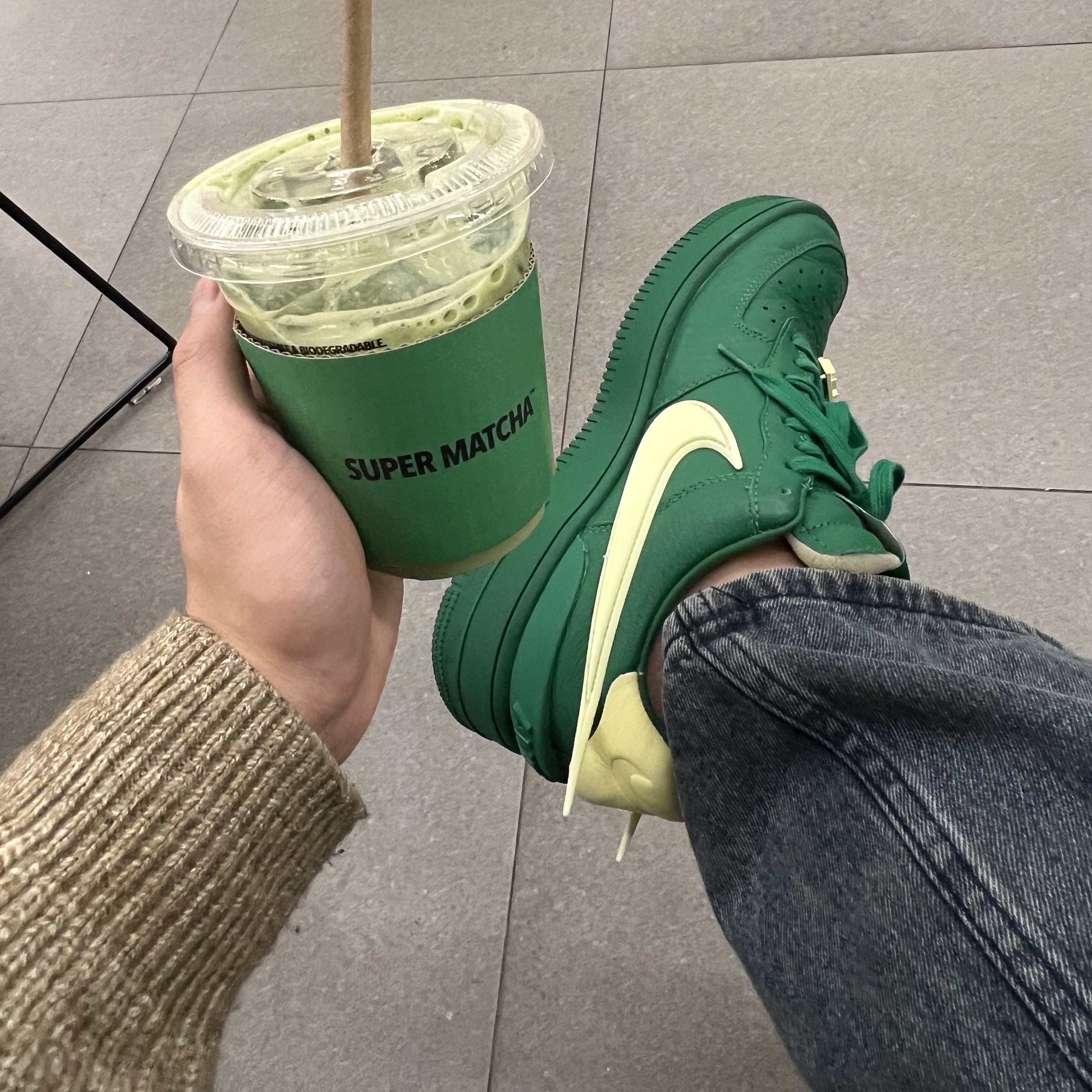 Nike x Ambush Air Force 1 Low SP Pine Green and Citron 착용 스타일