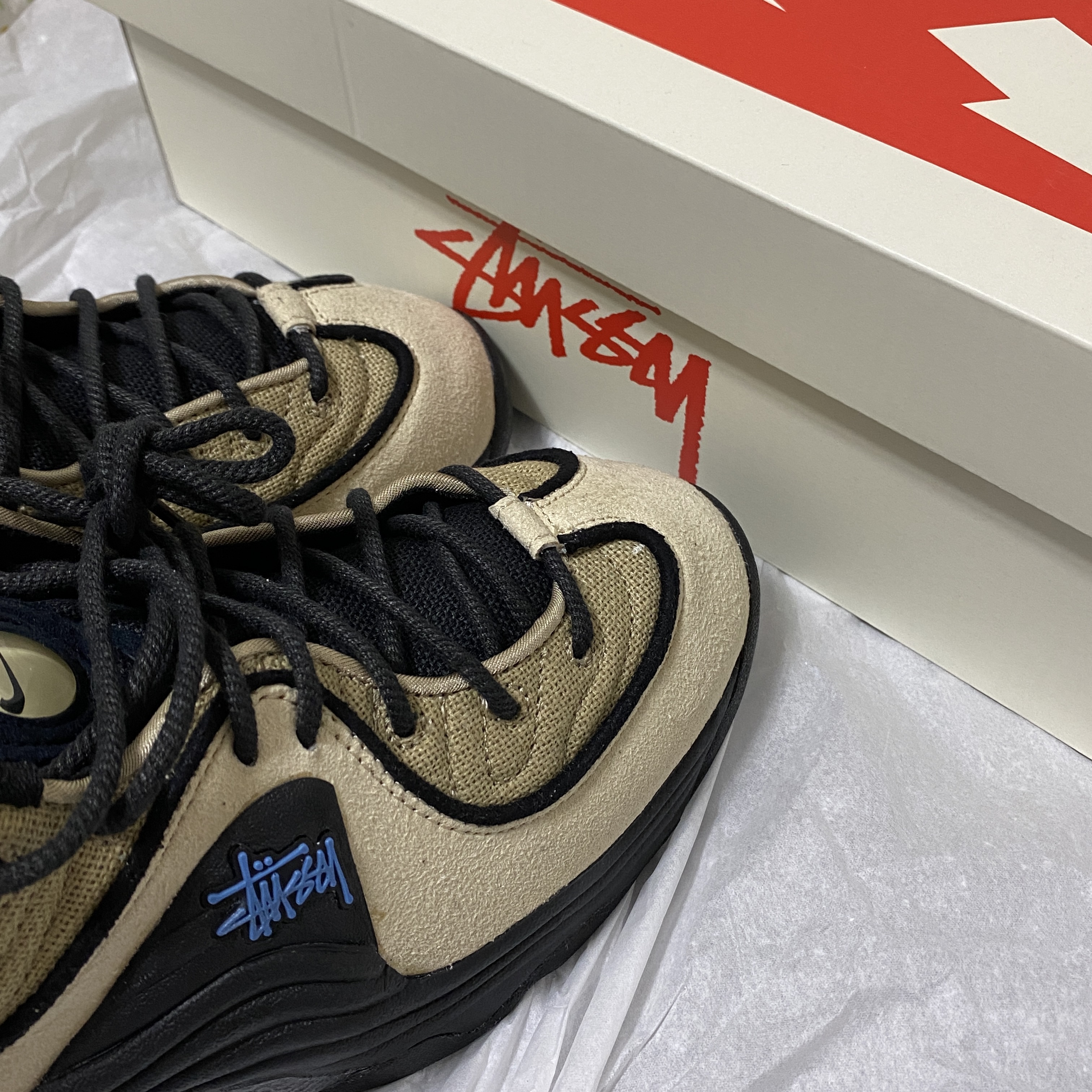 Nike x Stussy Air Penny II Rattan and Limestone 착용 스타일 - 1