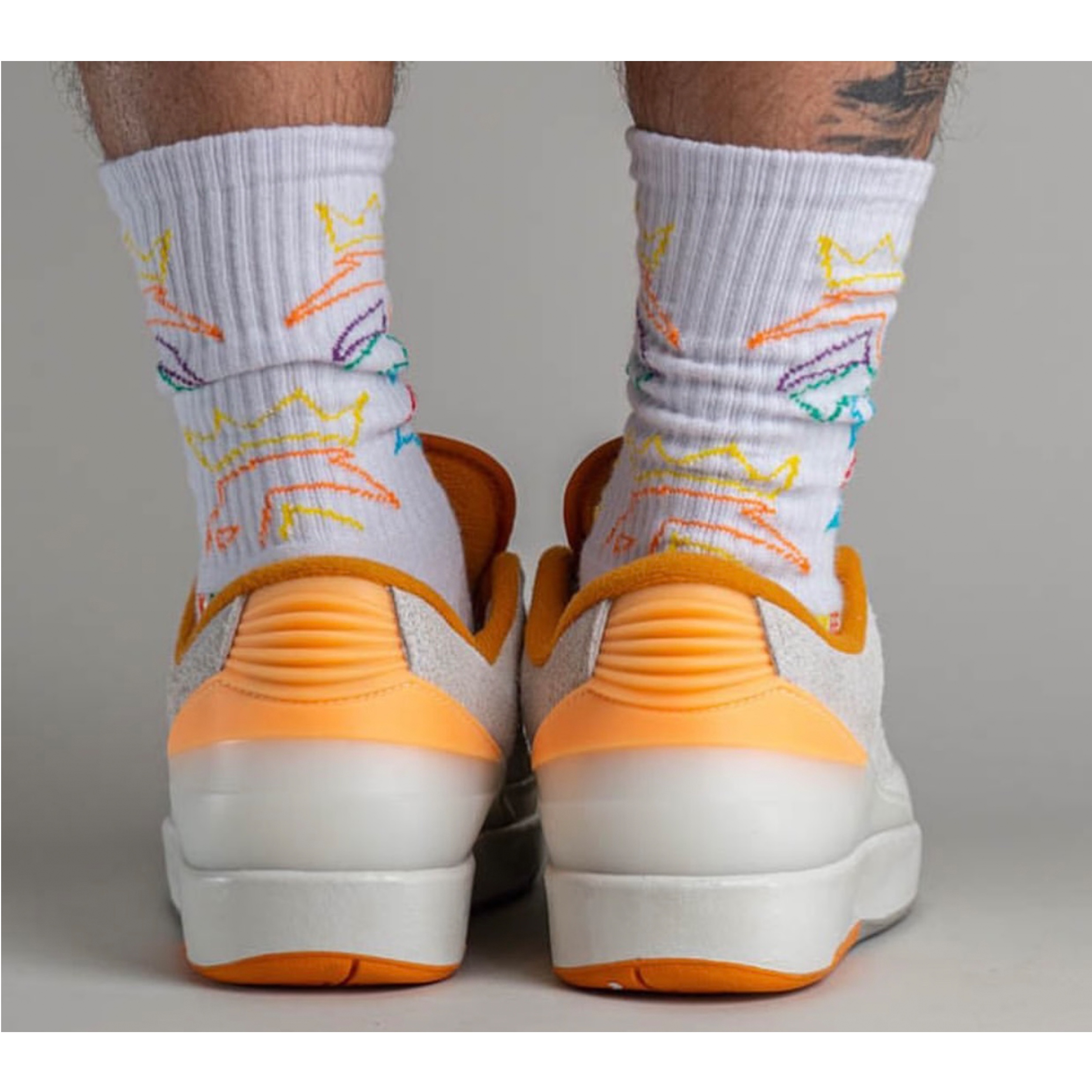 Jordan 2 Retro Low Melon Tint 착용 스타일 - 5