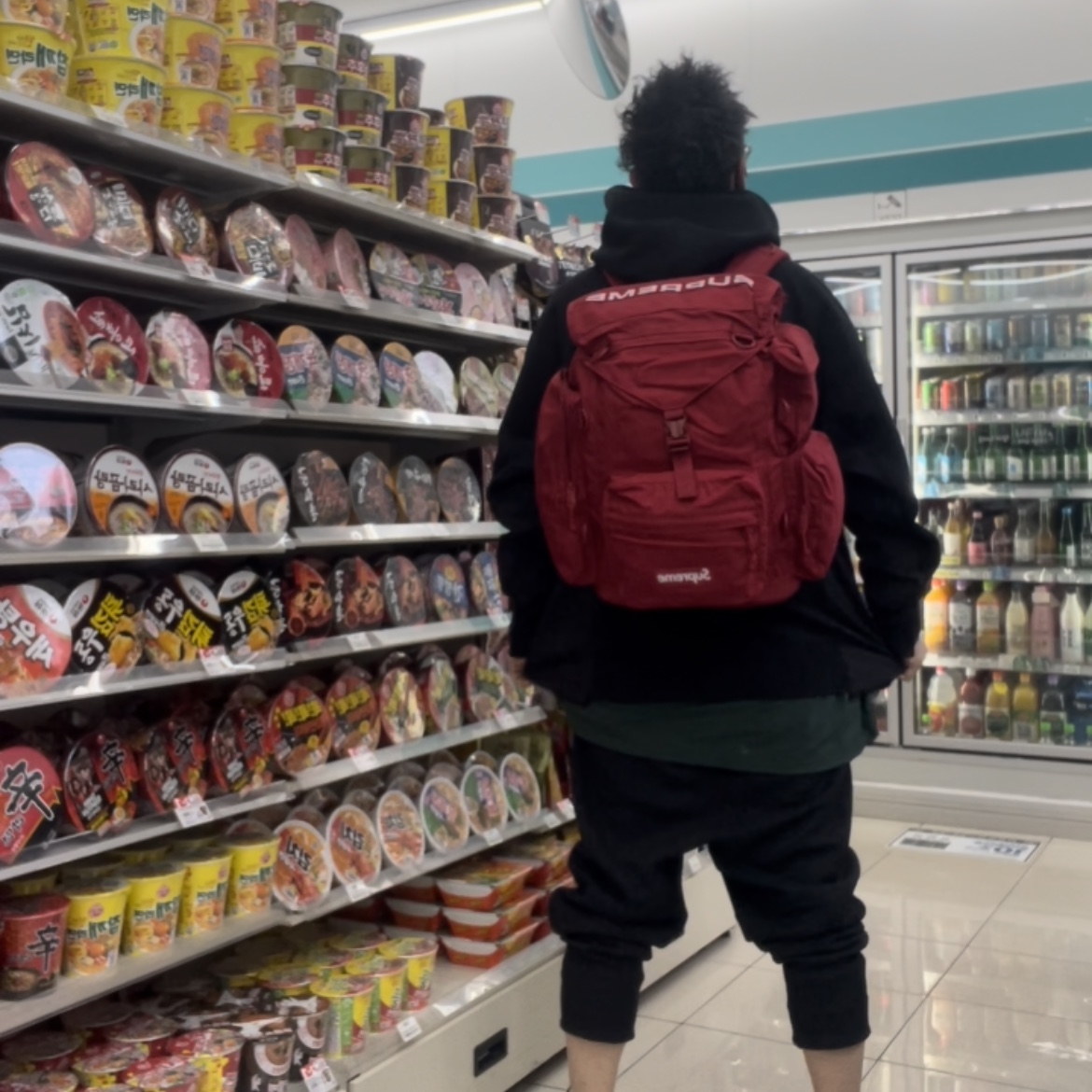 Supreme Field Backpack Red - 23SS 착용 스타일 - 3
