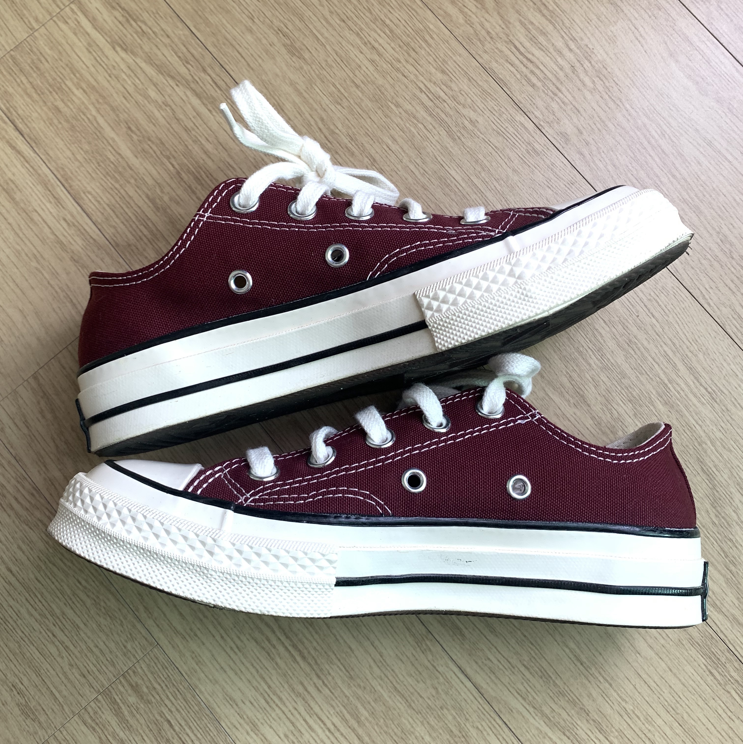 Converse Chuck 70 Ox Vintage Canvas Deep Bordeaux 착용 스타일