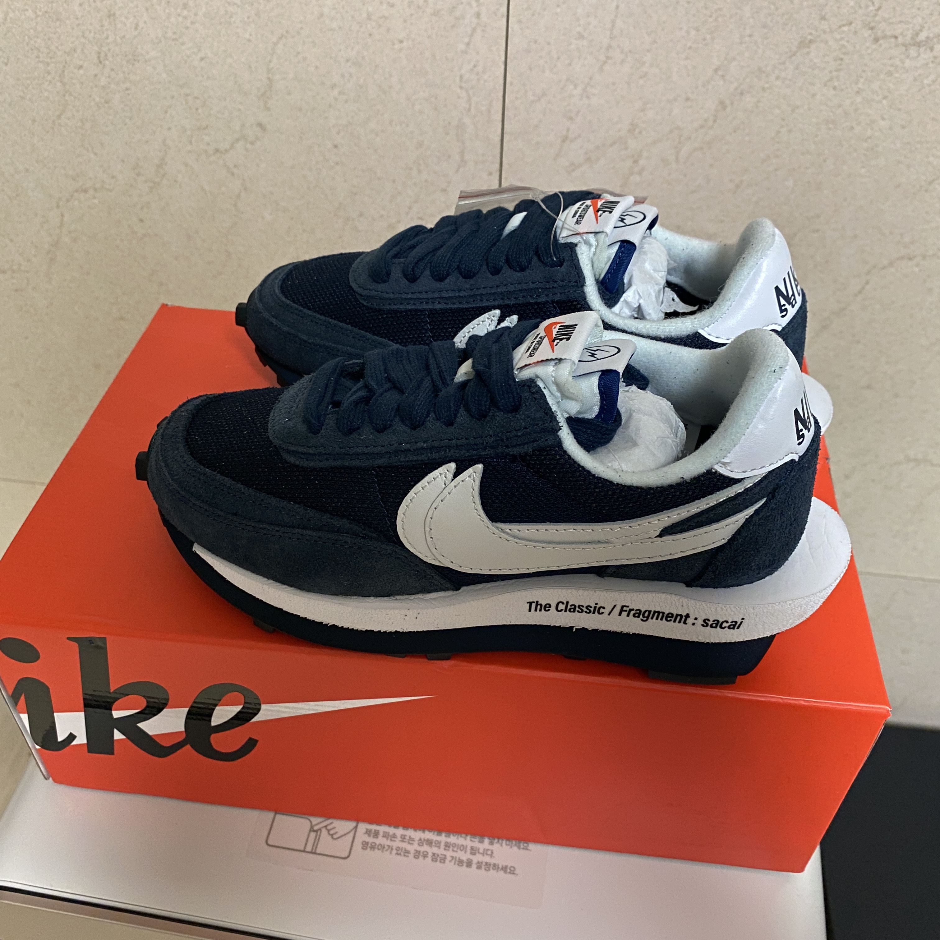 Nike x Sacai x Fragment LDWaffle Blackened Blue 착용 스타일