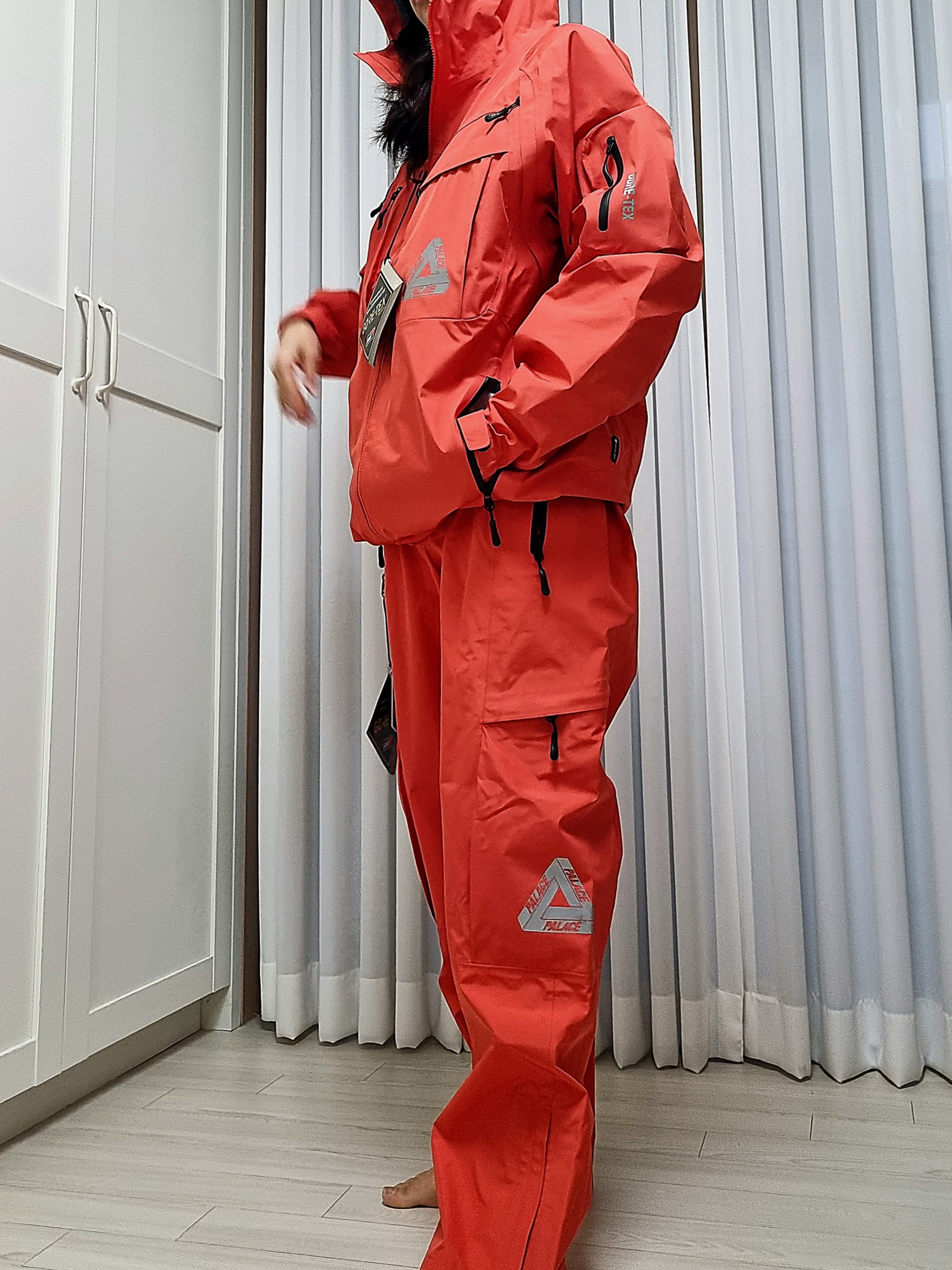 Palace Gore-Tex Cargo Jacket Orange - 23SS, Palace Gore-Tex Cargo Bottom Orange - 23SS 착용 스타일 - 3