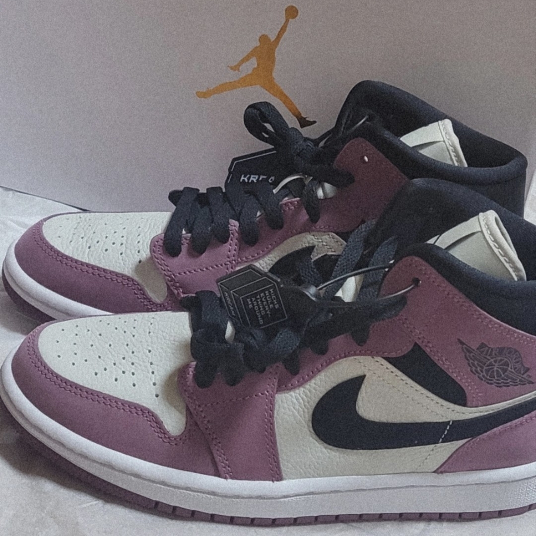 (W) Jordan 1 Mid SE Light Mulberry 착용 스타일