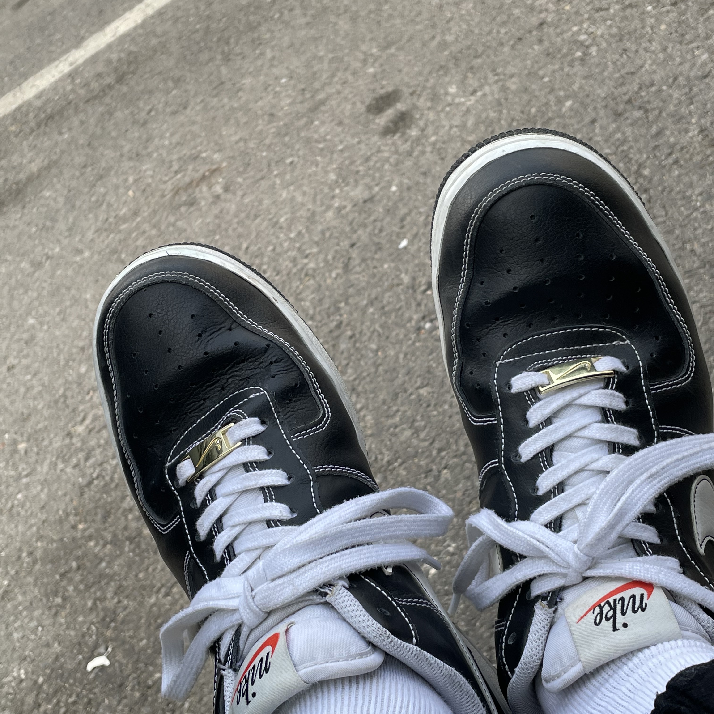 Nike Air Force 1 '07 First Use Black White 착용 스타일