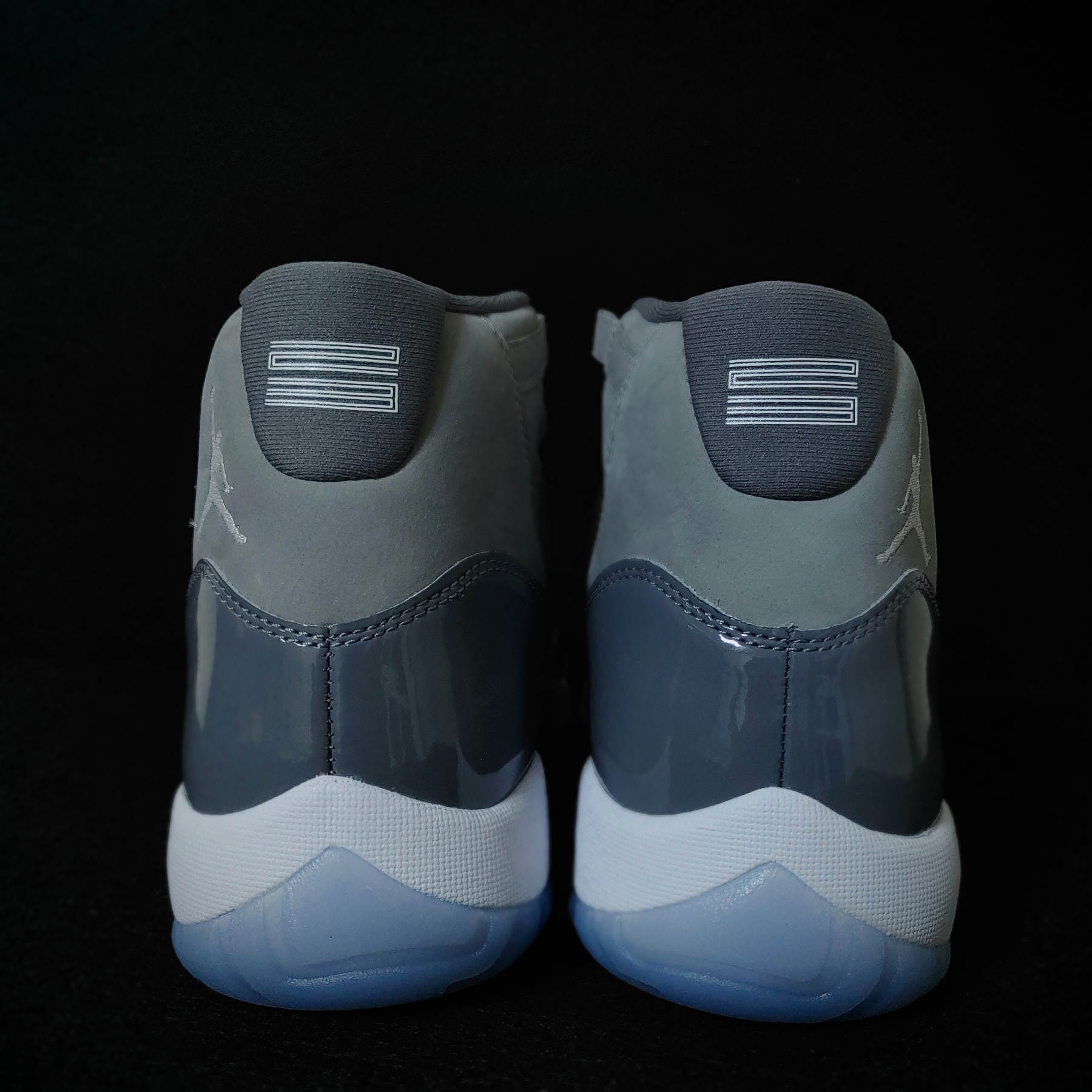 Jordan 11 Retro Cool Grey 2021 착용 스타일 - 3