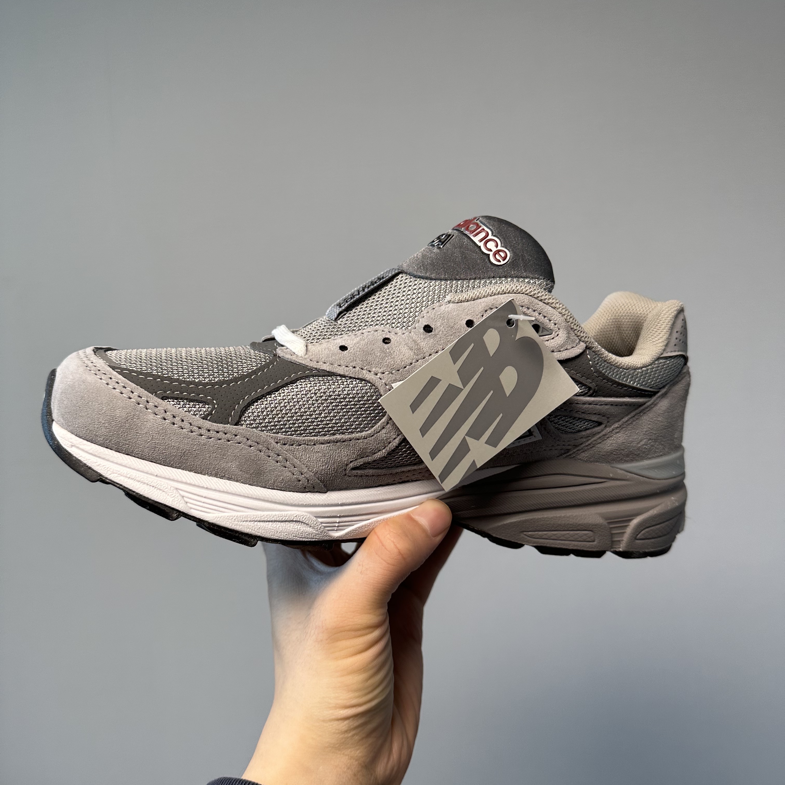 New Balance 990v3 Made in USA Grey - D Standard 착용 스타일 - 3