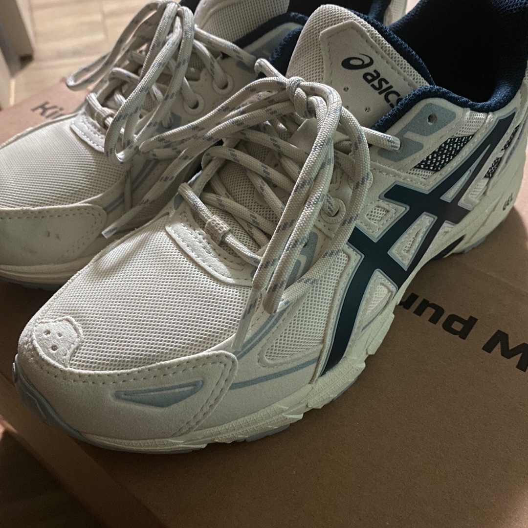 Asics Gel-Venture 6 SPS Birch French Blue 착용 스타일