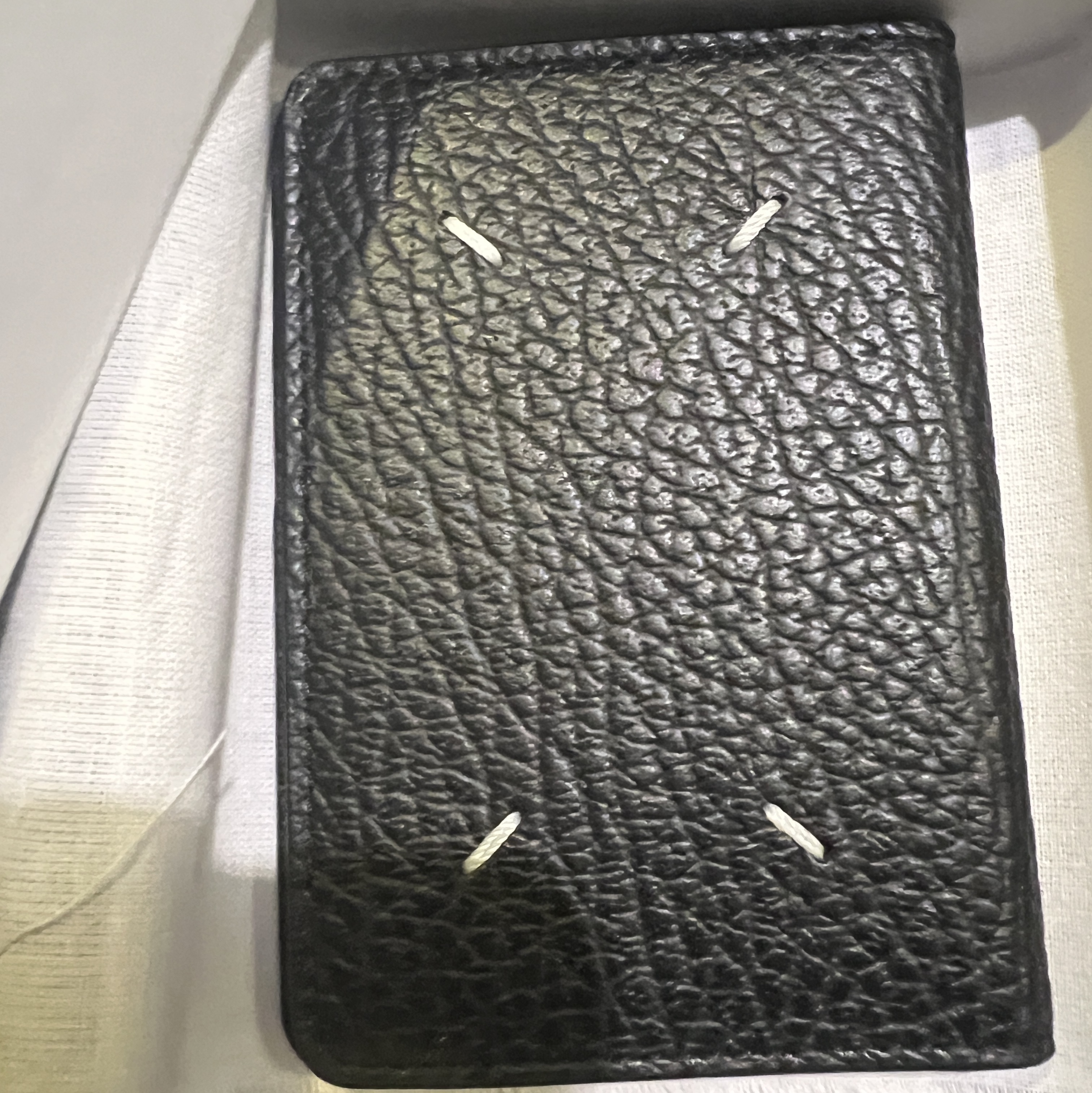 Maison Margiela Bovine Leather Card Holder Black 착용 스타일 - 2