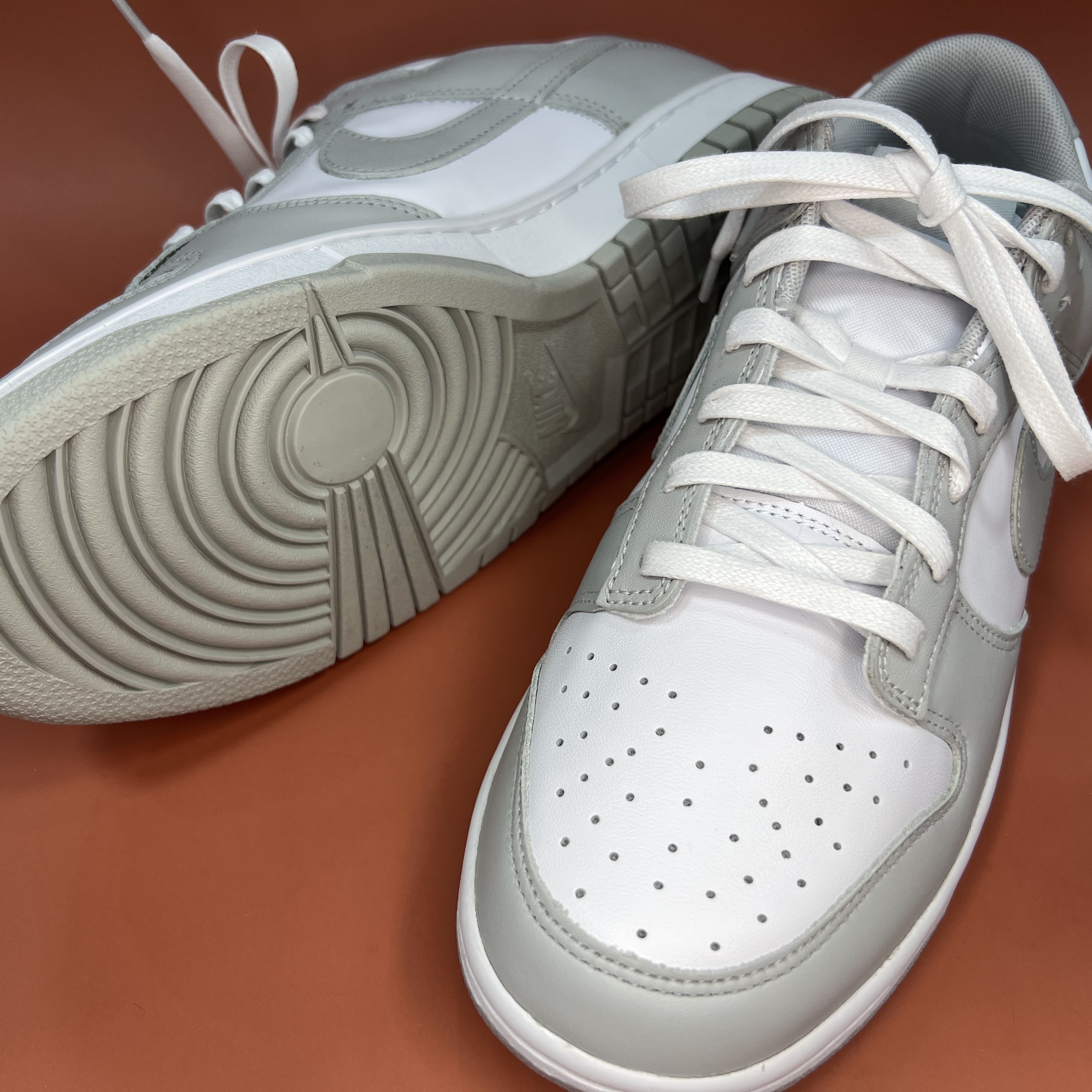 Nike Dunk Low Retro Grey Fog 착용 스타일 - 3