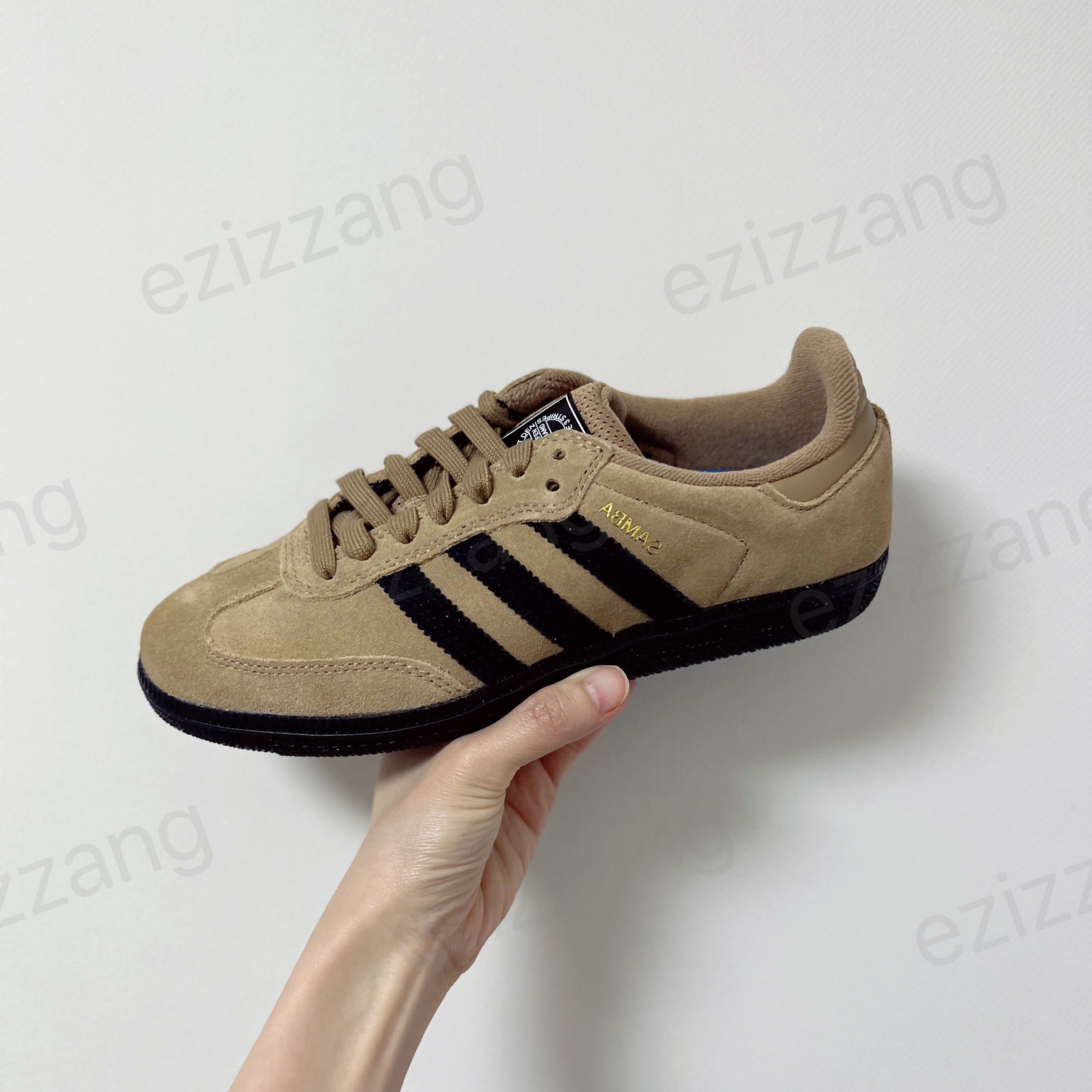 Adidas Samba ADV Cardboard 착용 스타일 - 1