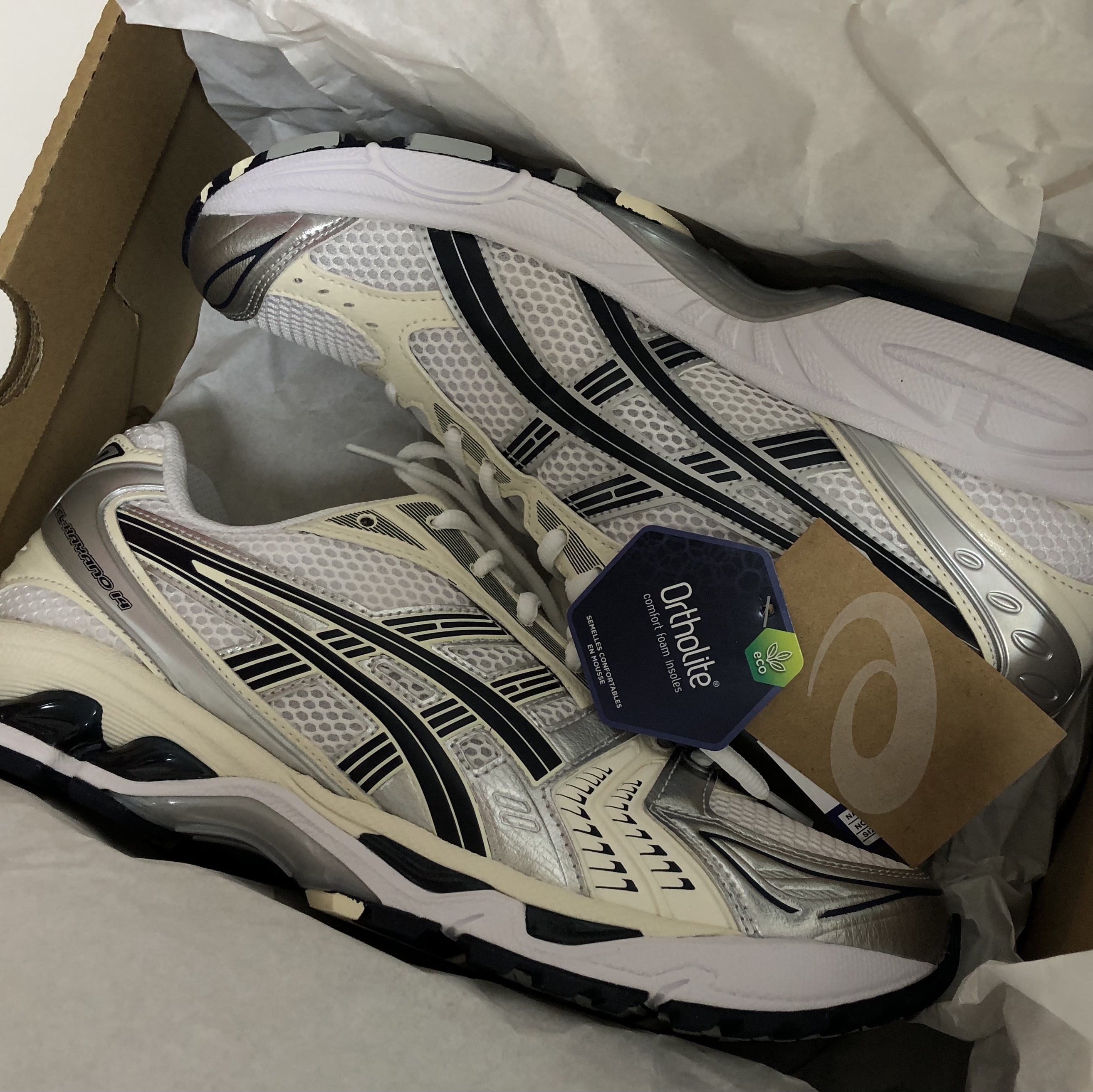 (W) Asics Gel-Kayano 14 White Midnight 착용 스타일
