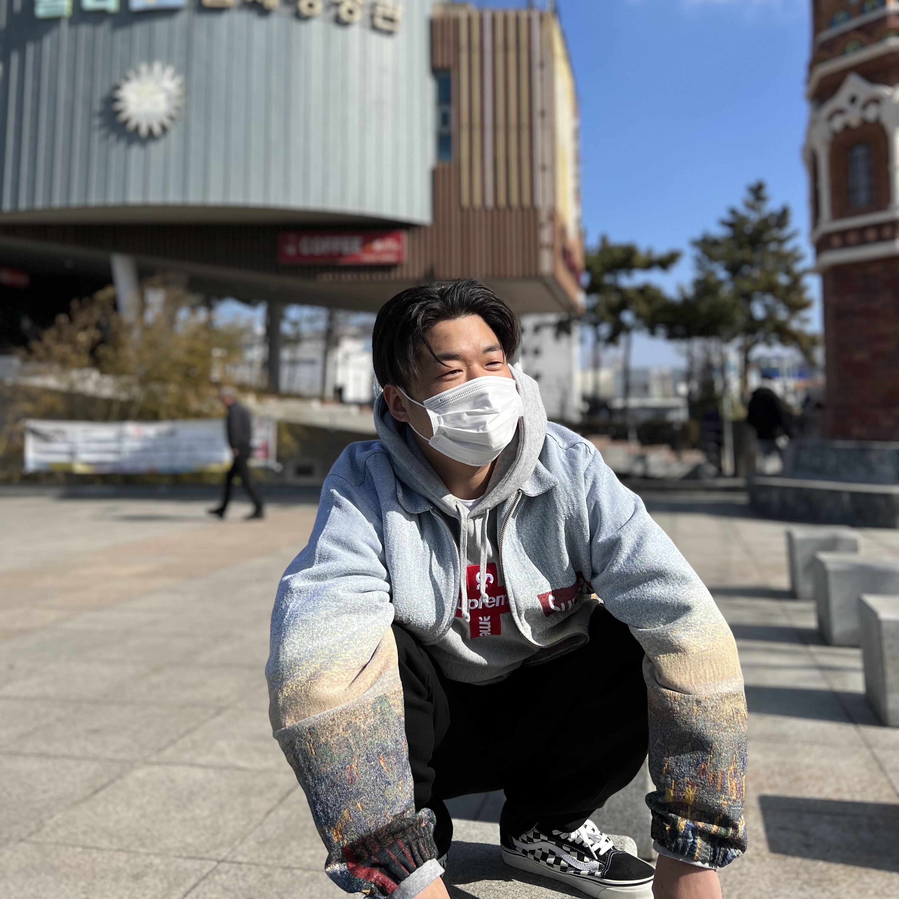 Supreme Aerial Tapestry Harrington Jacket - 20FW, Supreme Cross Box Logo Hooded Sweatshirt Heather Grey - 20FW 착용 스타일
