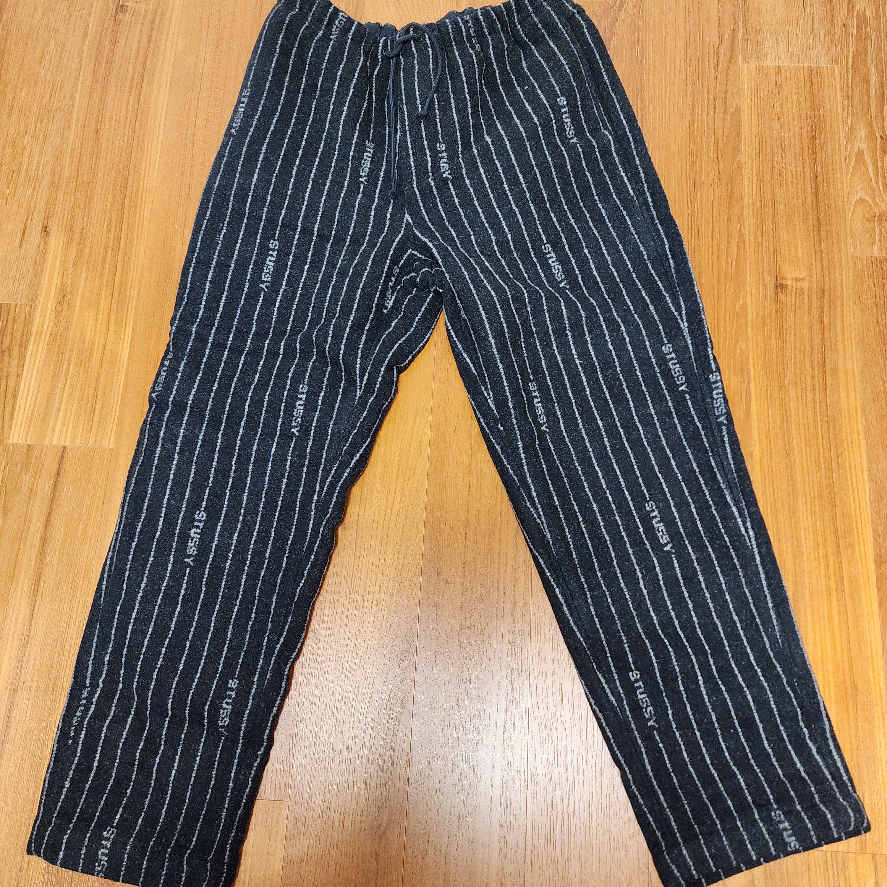 Nike x Stussy NRG Striped Wool Pants Black (DR4021-010) 착용 스타일 - 1