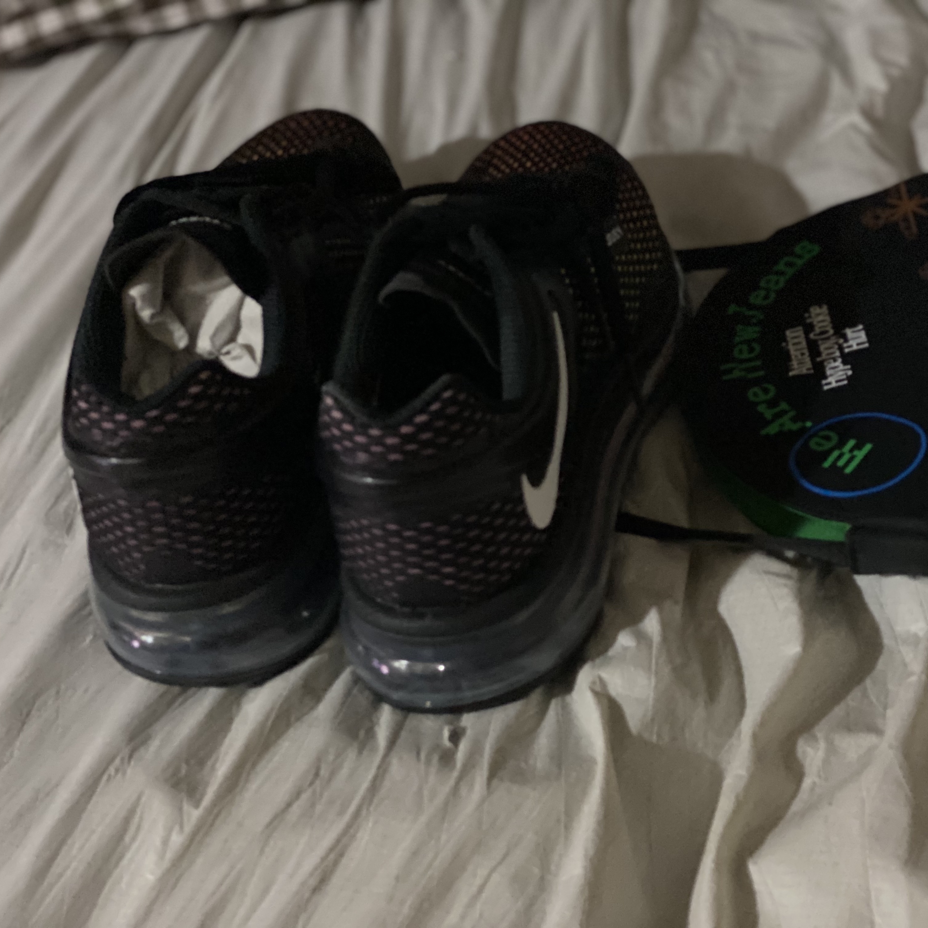 Nike x Stussy Air Max 2013 Black, NewJeans 1st EP New Jeans Limited Edition (Black Ver.) 착용 스타일 - 5
